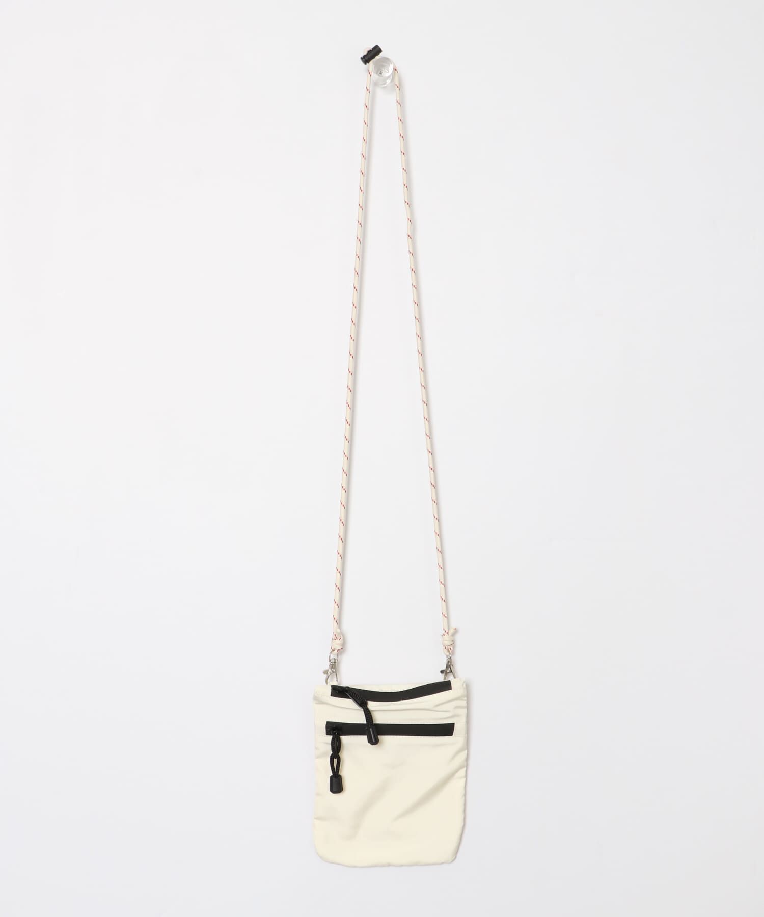 SMELLY「ジップミニサコッシュ」|ショルダー・メッセンジャー|