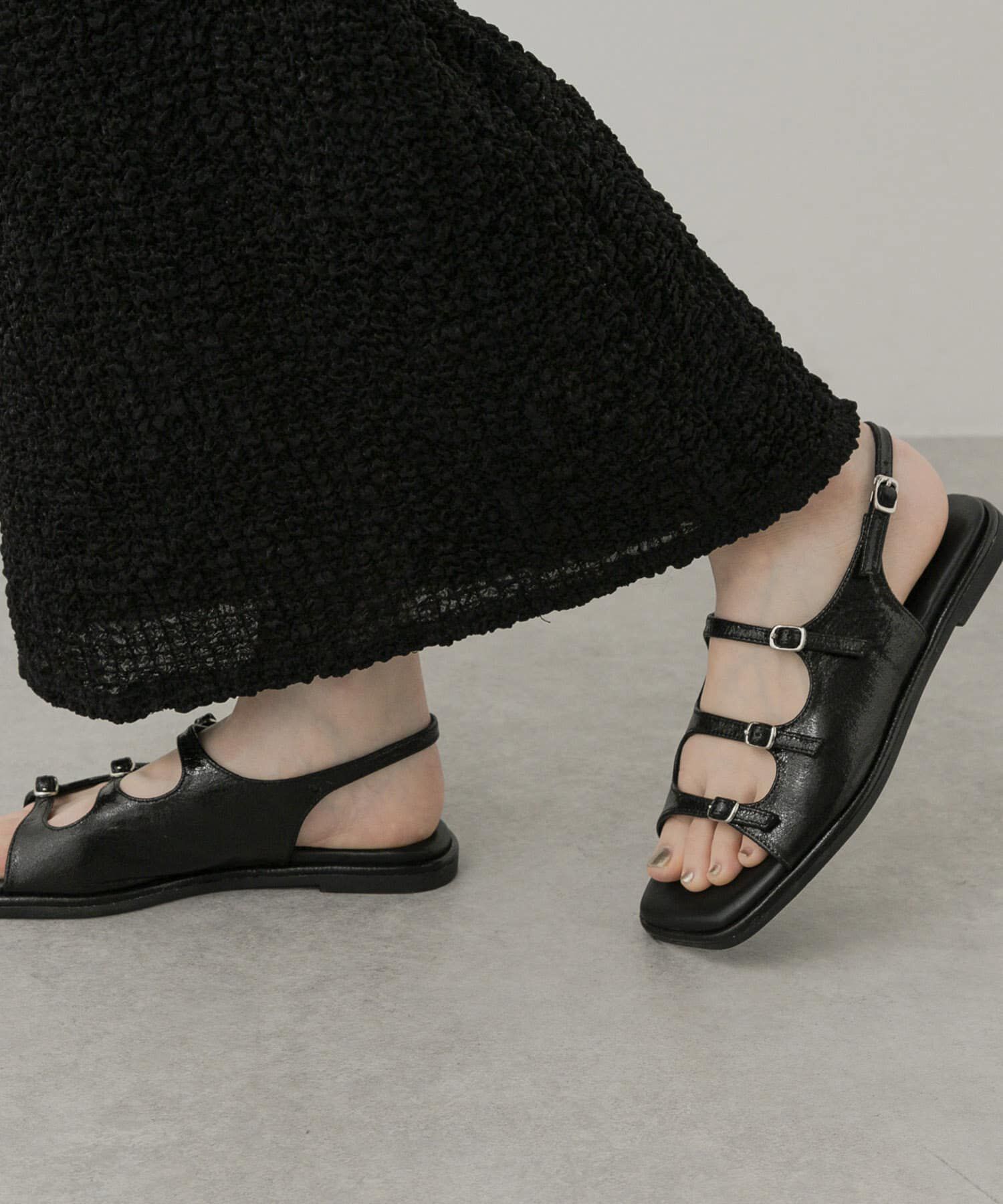 SENSE OF PLACE by URBAN RESEARCH「スクエアトゥベルトサンダル」|サンダル|ブラック