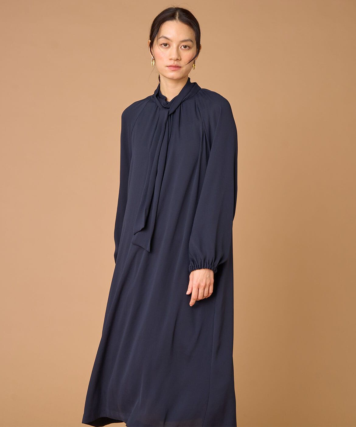 INED「ボウタイワンピース」|ワンピース|ネイビー