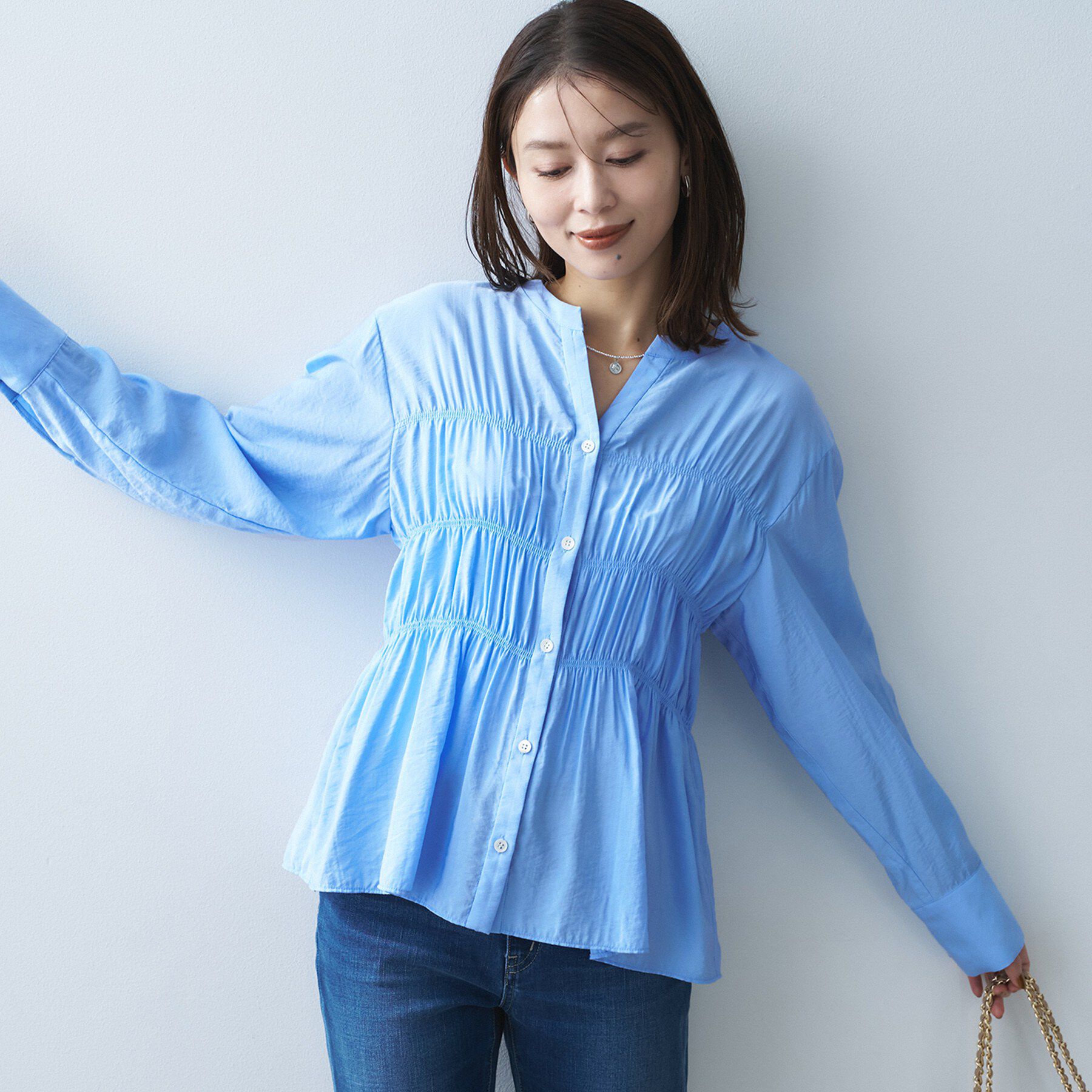 UNTITLED「リラックスシャーリングブラウス」|シャツ・ブラウス|