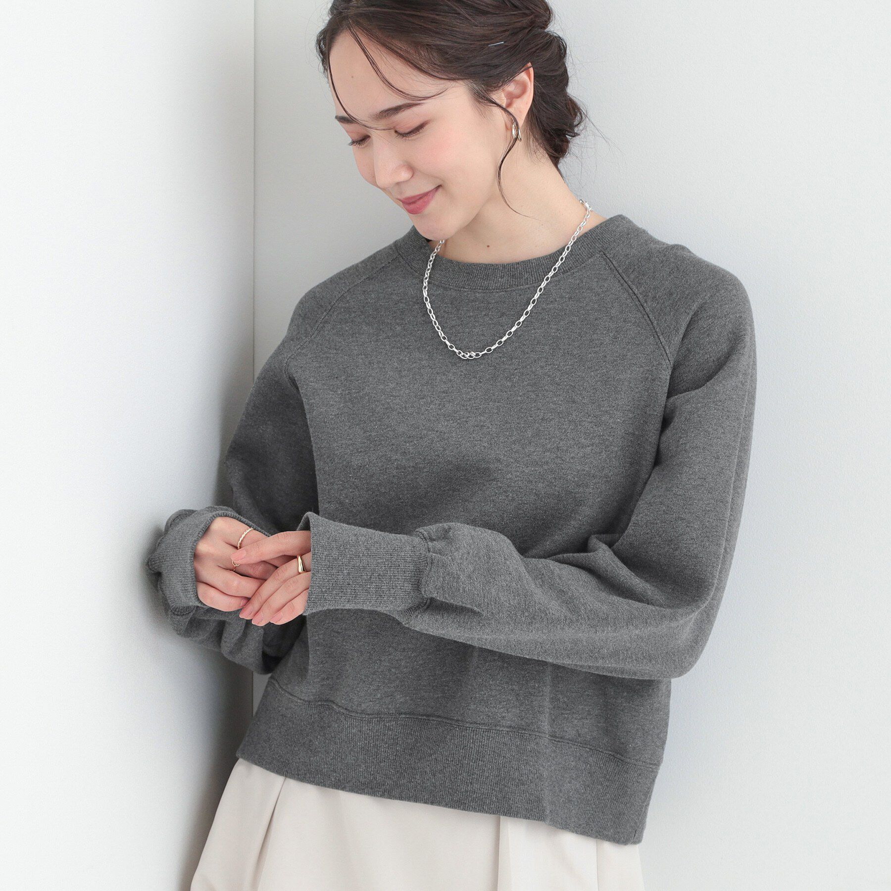 SHOO･LA･RUE「MIX調 シンプルラグランスウェット」|パーカー|チャコールグレー(0