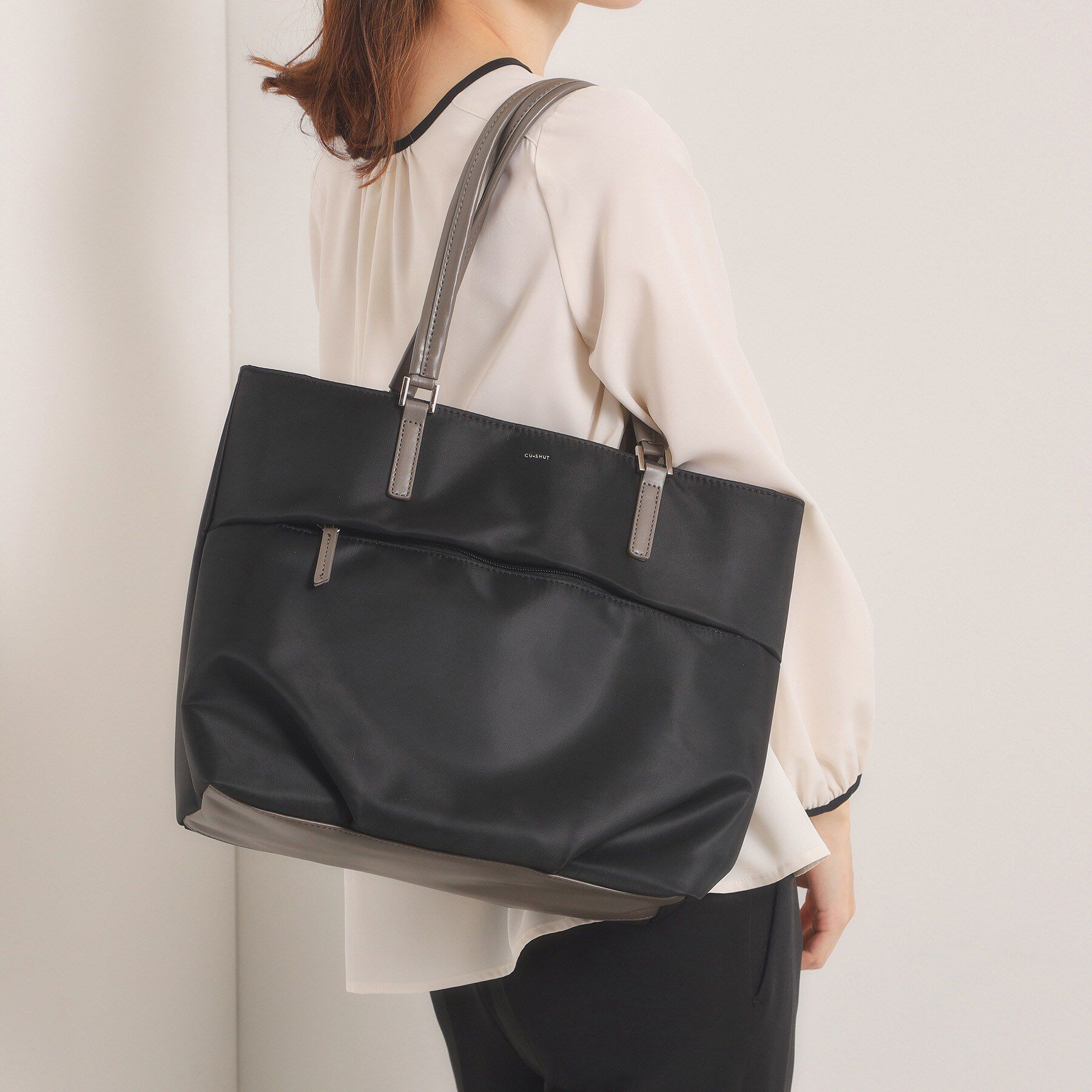 ITS&rsquo;DEMO「【収納アドバイザー監修】合皮コンビA4トート」|トートバッグ|ブラック(019)