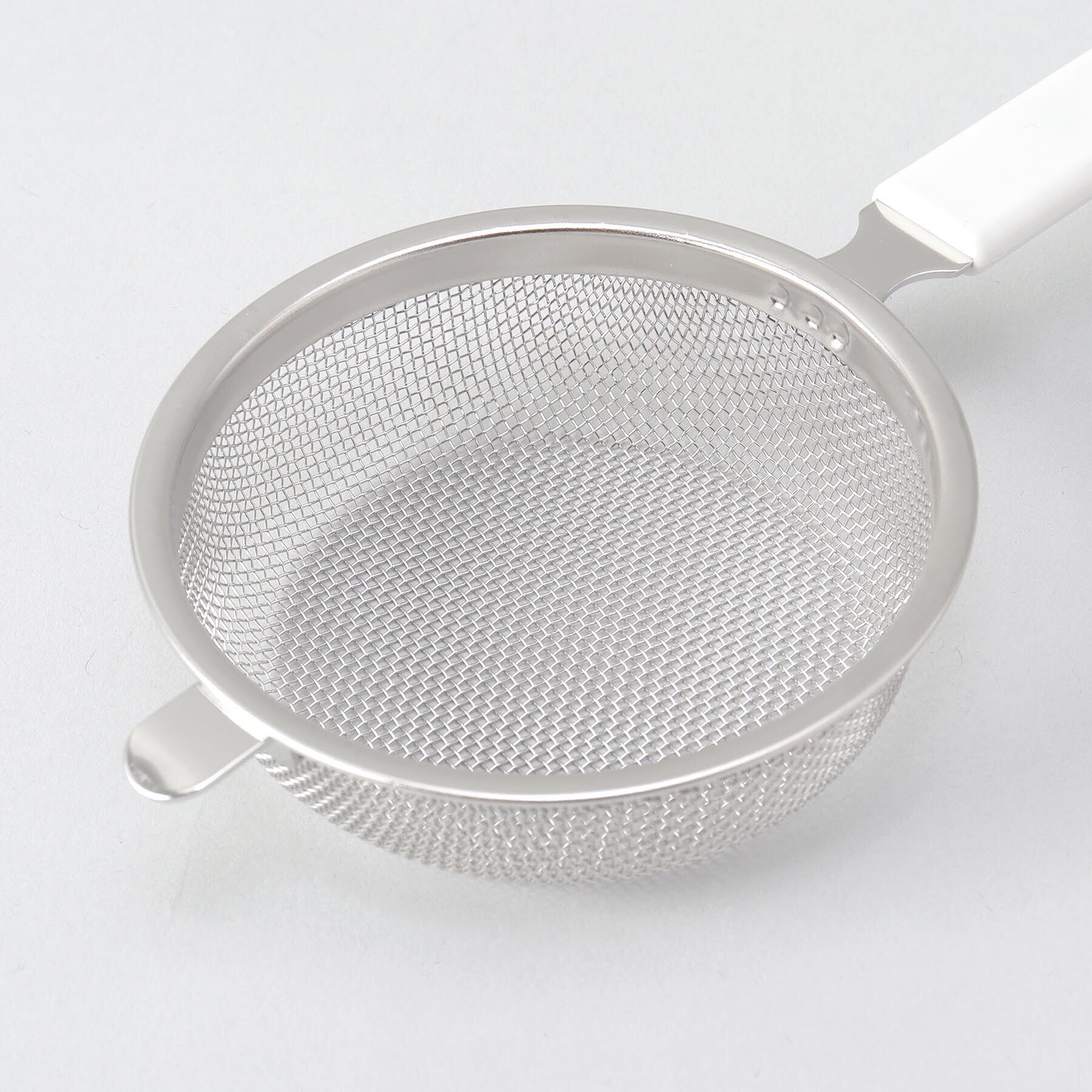 212 KITCHEN STORE「料理のいろは 粉ふりストレーナー」|食器・キッチングッズ|