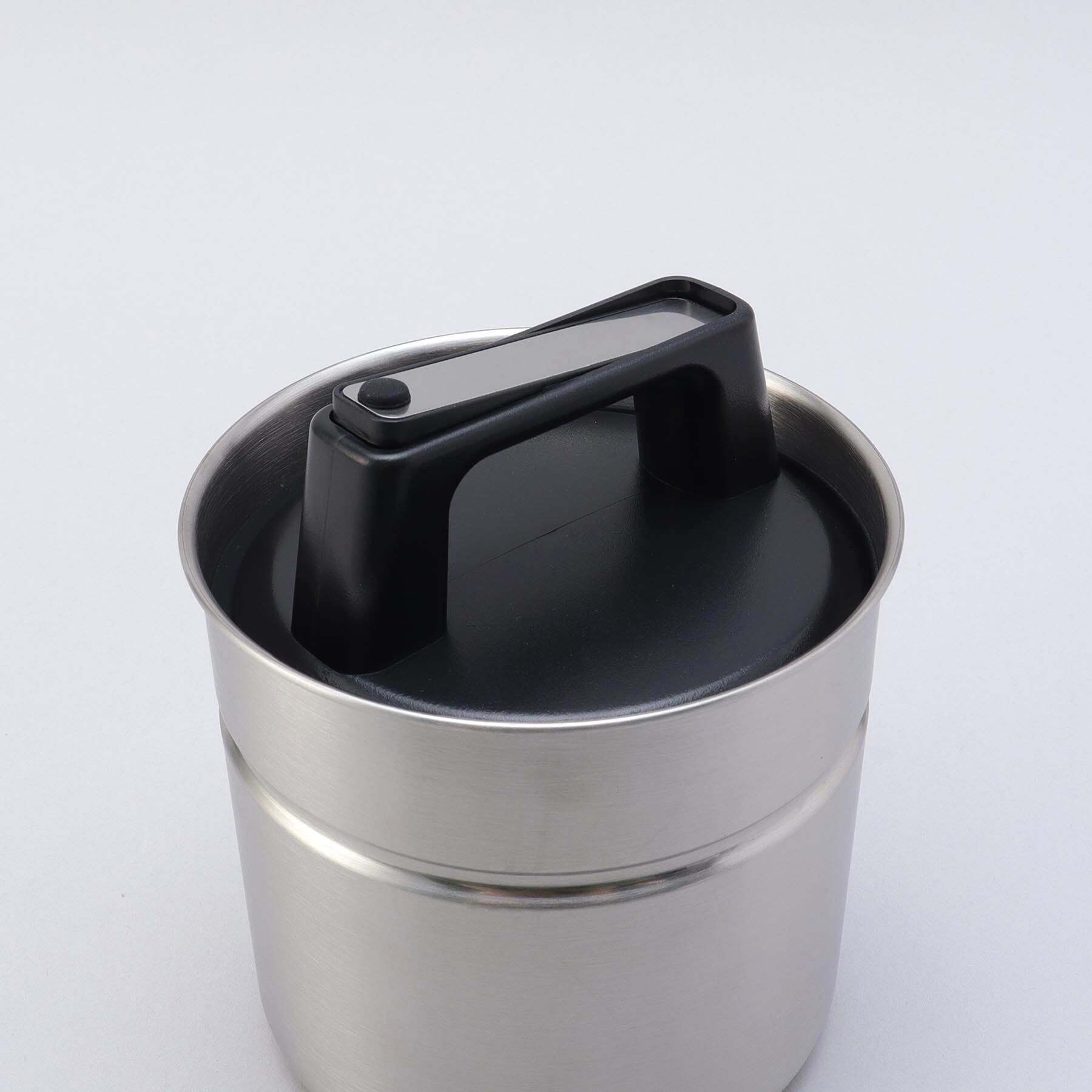 212 KITCHEN STORE「密閉出来る生ゴミキャニスターＳ ＜atomico アトミコ＞」|その他|