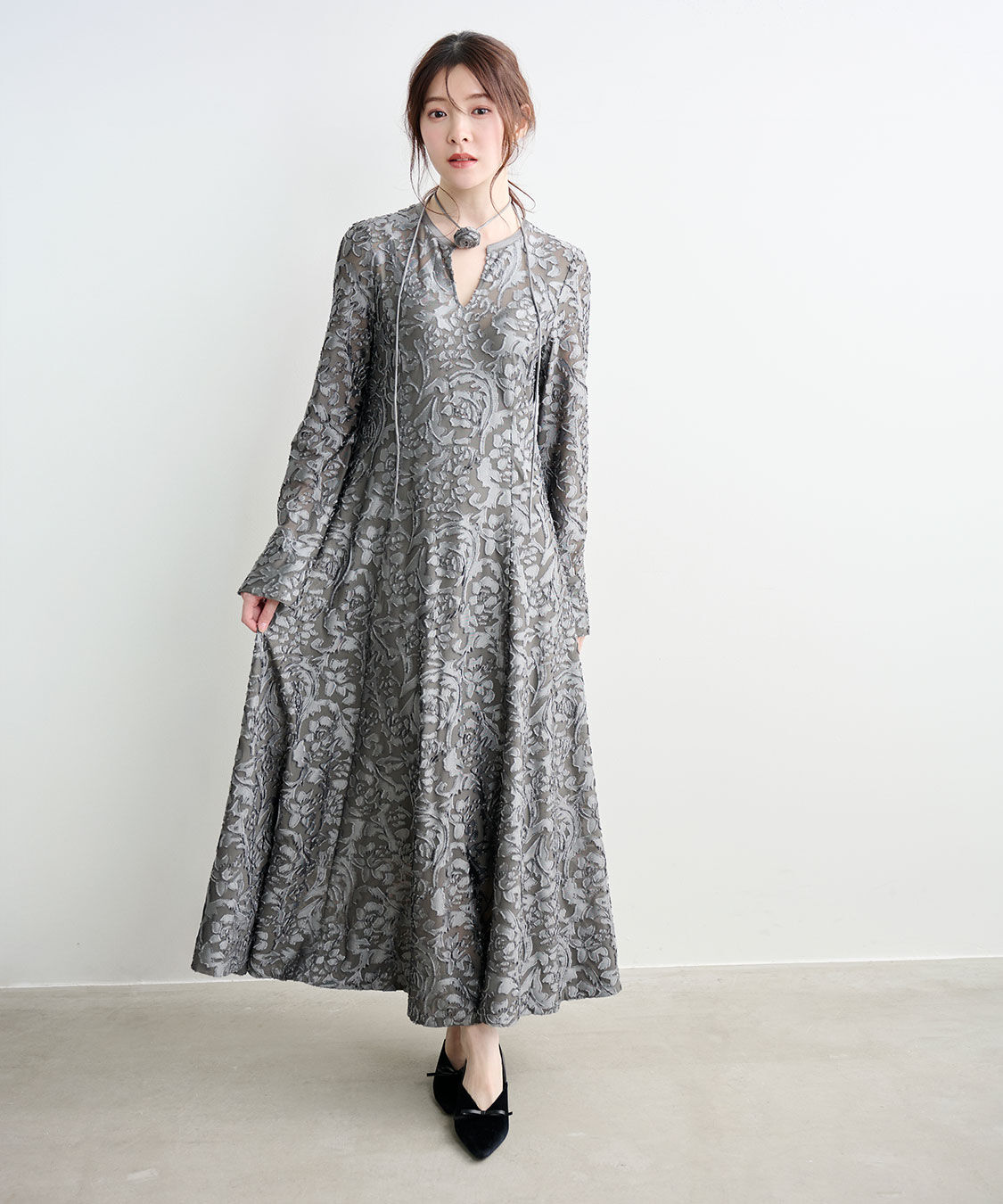 COCO DEAL「コサージュチョーカー付きオパールメッシュワンピース」|ワンピース|