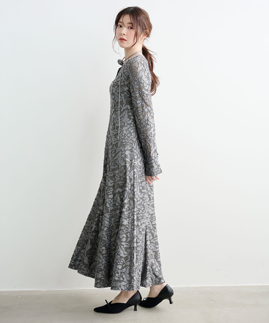 COCO DEAL「コサージュチョーカー付きオパールメッシュワンピース」|ワンピース|