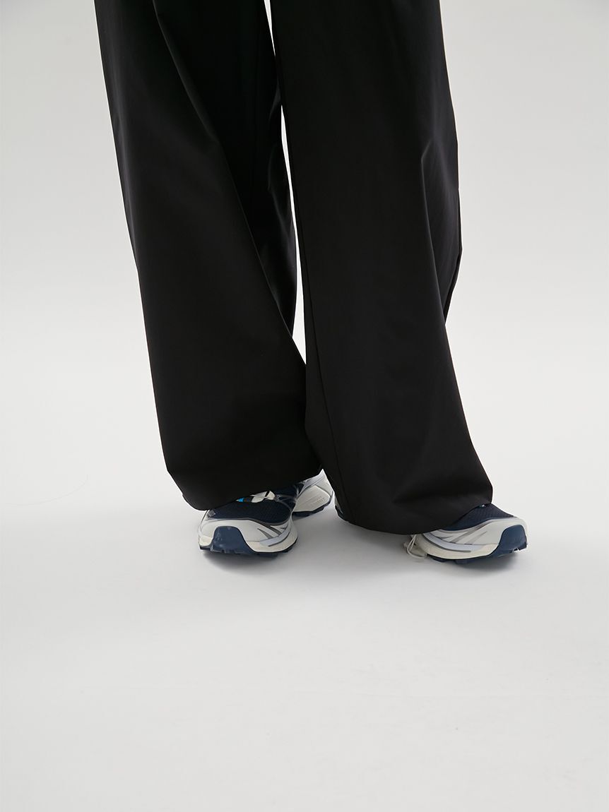 emmi atelier「【Movique】アクティブイージーパンツ/撥水/UVカット/接触冷感」|チノ|