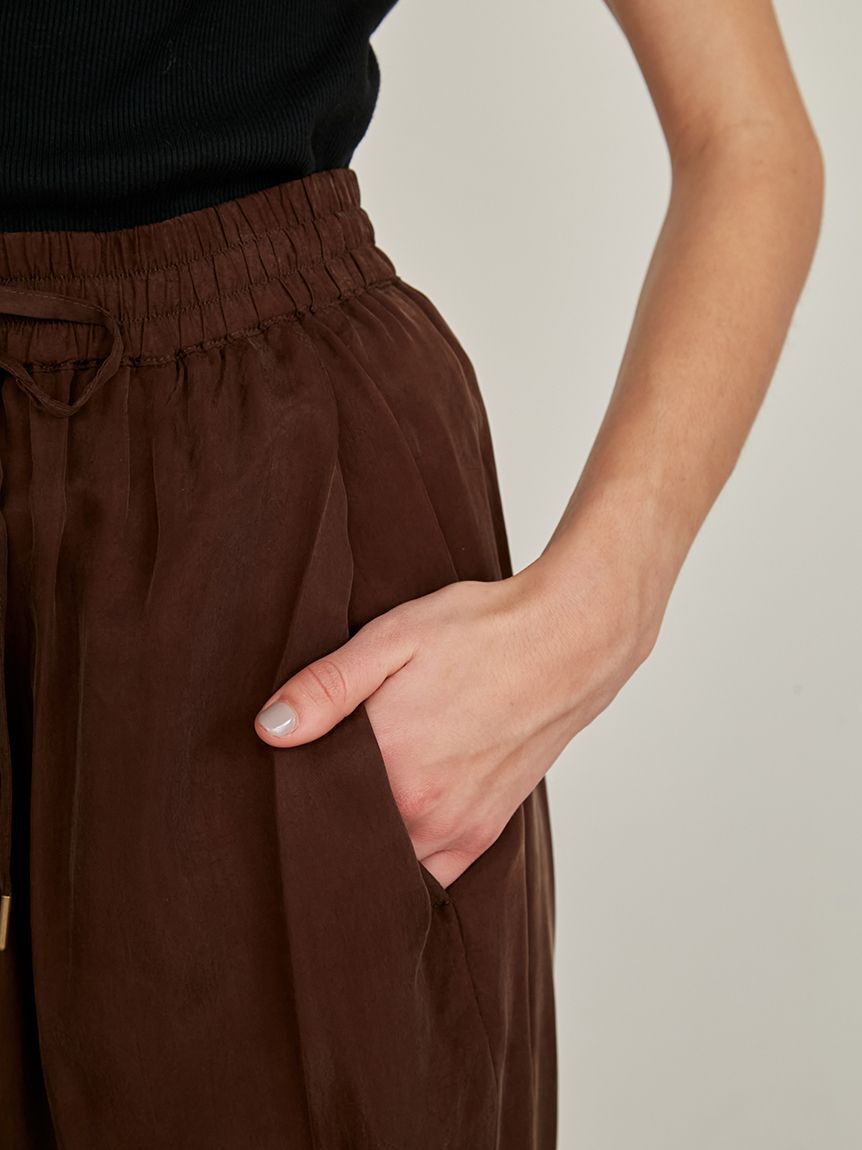 styling/「【セットアップ対応】ワイドタックドローストリングパンツ」|チノ|