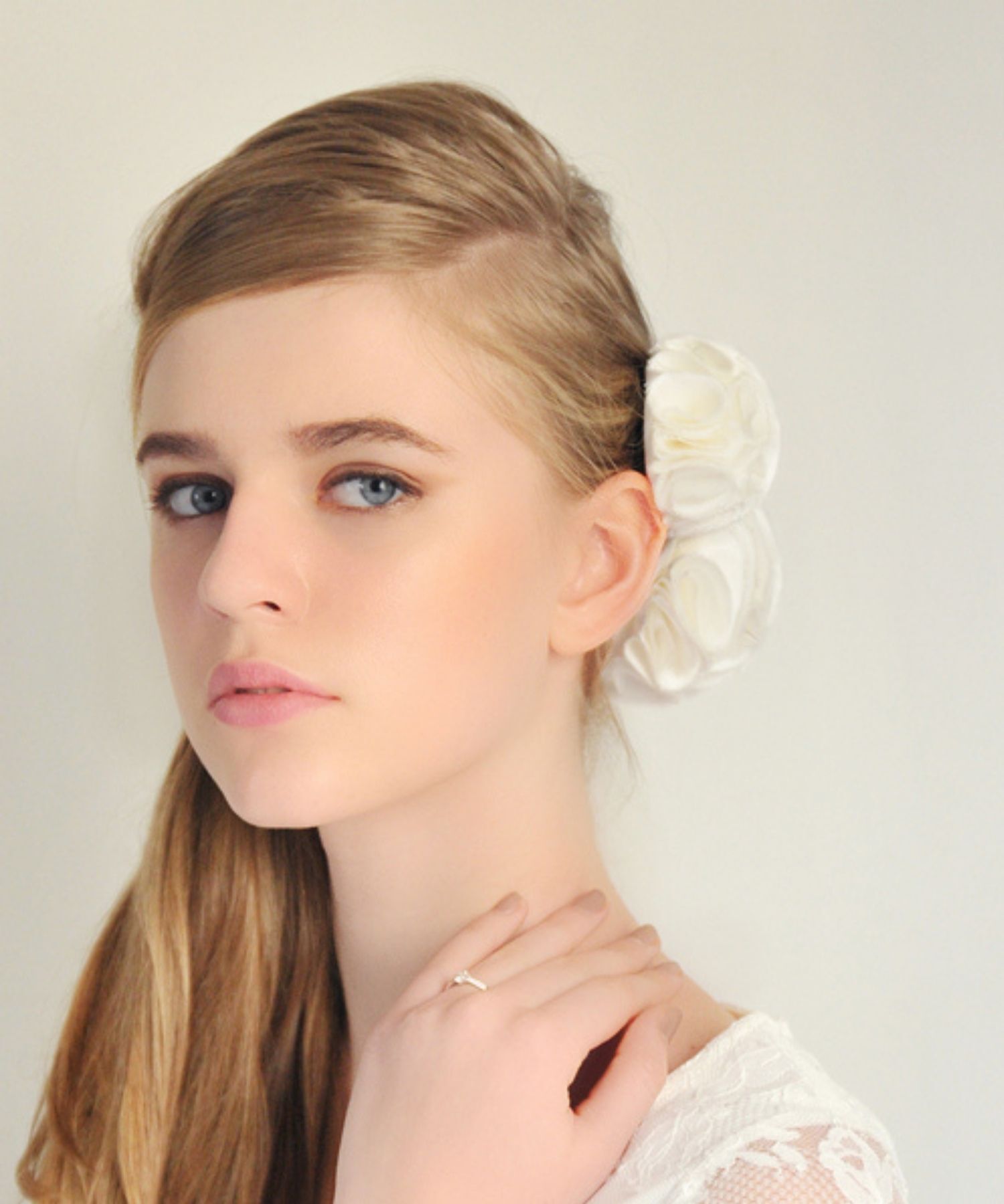 JUPITER「bouquet blancフラワーコーム/ヘアピン」|ブローチ・コサージュ|