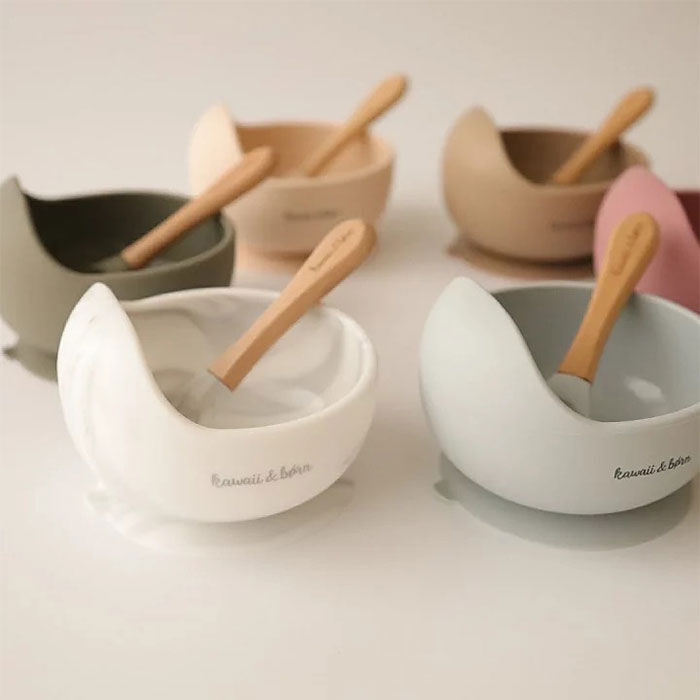 BACKYARD FAMILY「ひっくり返らない ベビー食器 通販 すくいやすい 吸盤 シリコン ボウル ブランド」|食器・キッチングッズ|