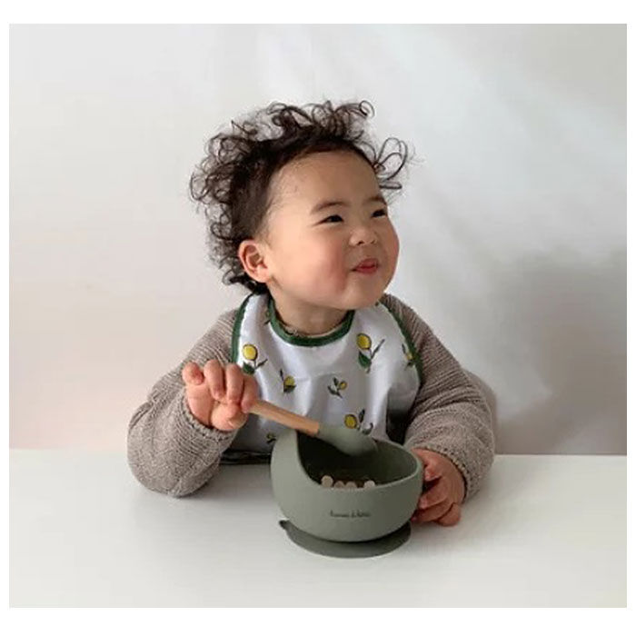 BACKYARD FAMILY「ひっくり返らない ベビー食器 通販 すくいやすい 吸盤 シリコン ボウル ブランド」|食器・キッチングッズ|