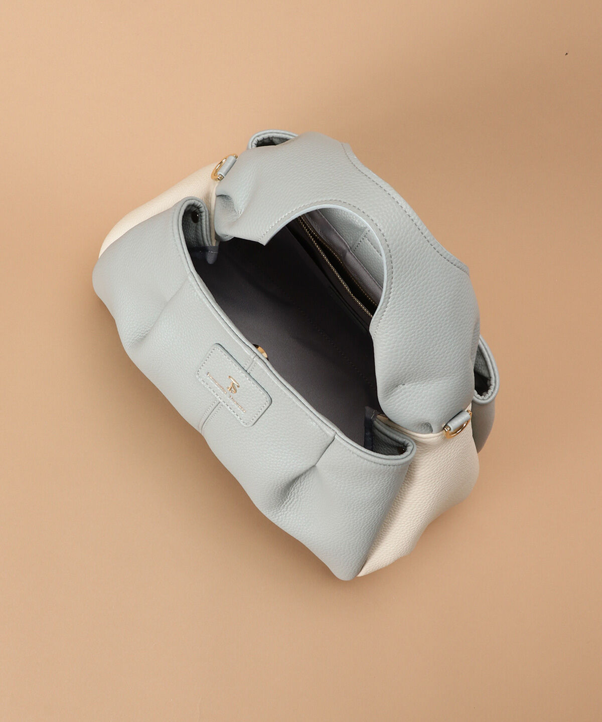 Samantha Thavasa「タックワンハンドルバッグ 大サイズ」|ハンドバッグ|