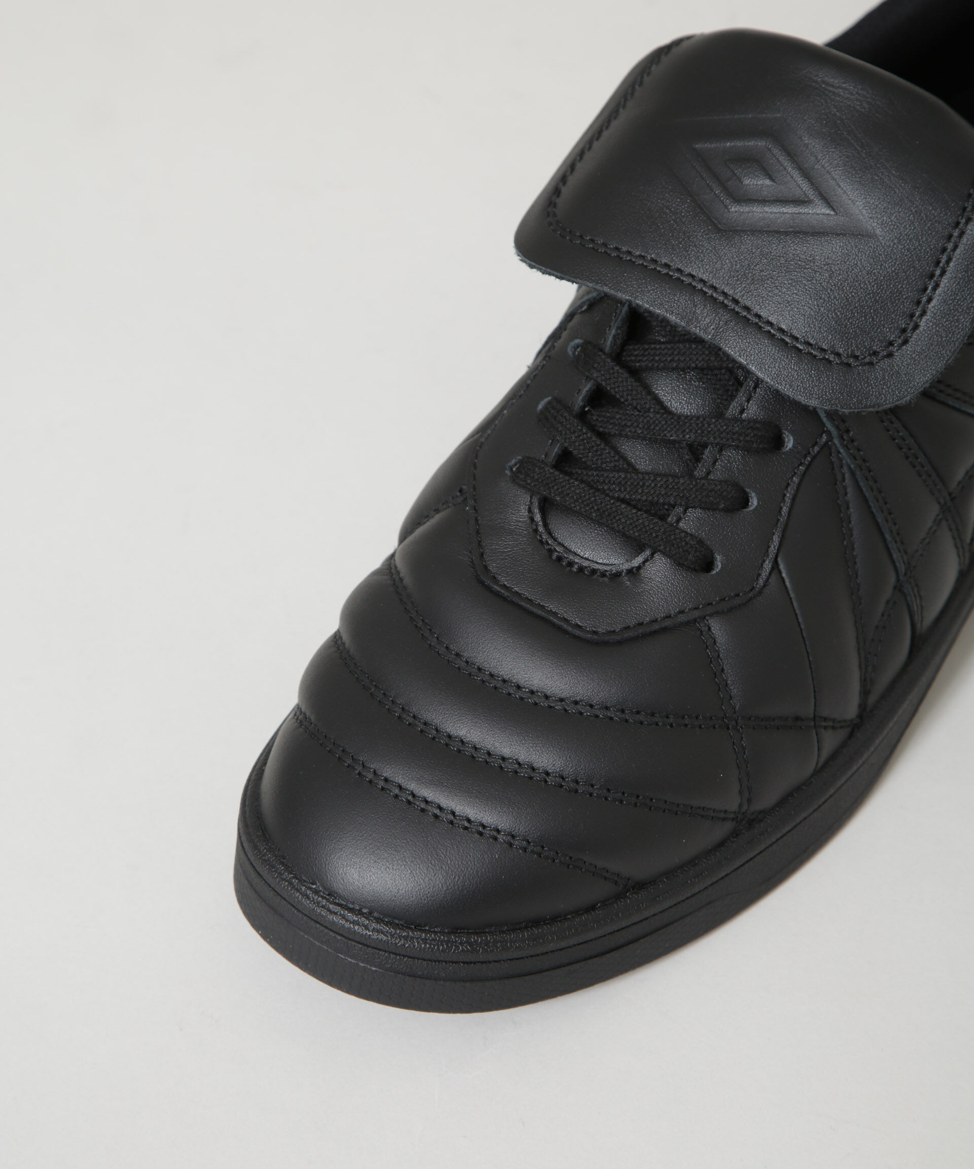 nano･universe「UMBRO HOUSE/Mane1924」|スニーカー|