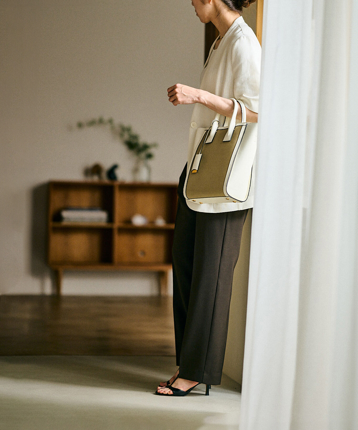 E'POR「【E'POR】 I BAG Medium（キャンバスコンビ縦型トートバッグ）」|ハンドバッグ|