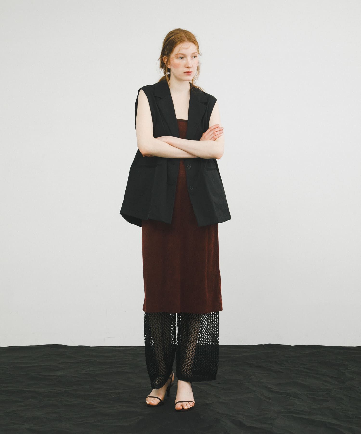 LAATO「no sleeve slit jacket」|ノーカラーコート|