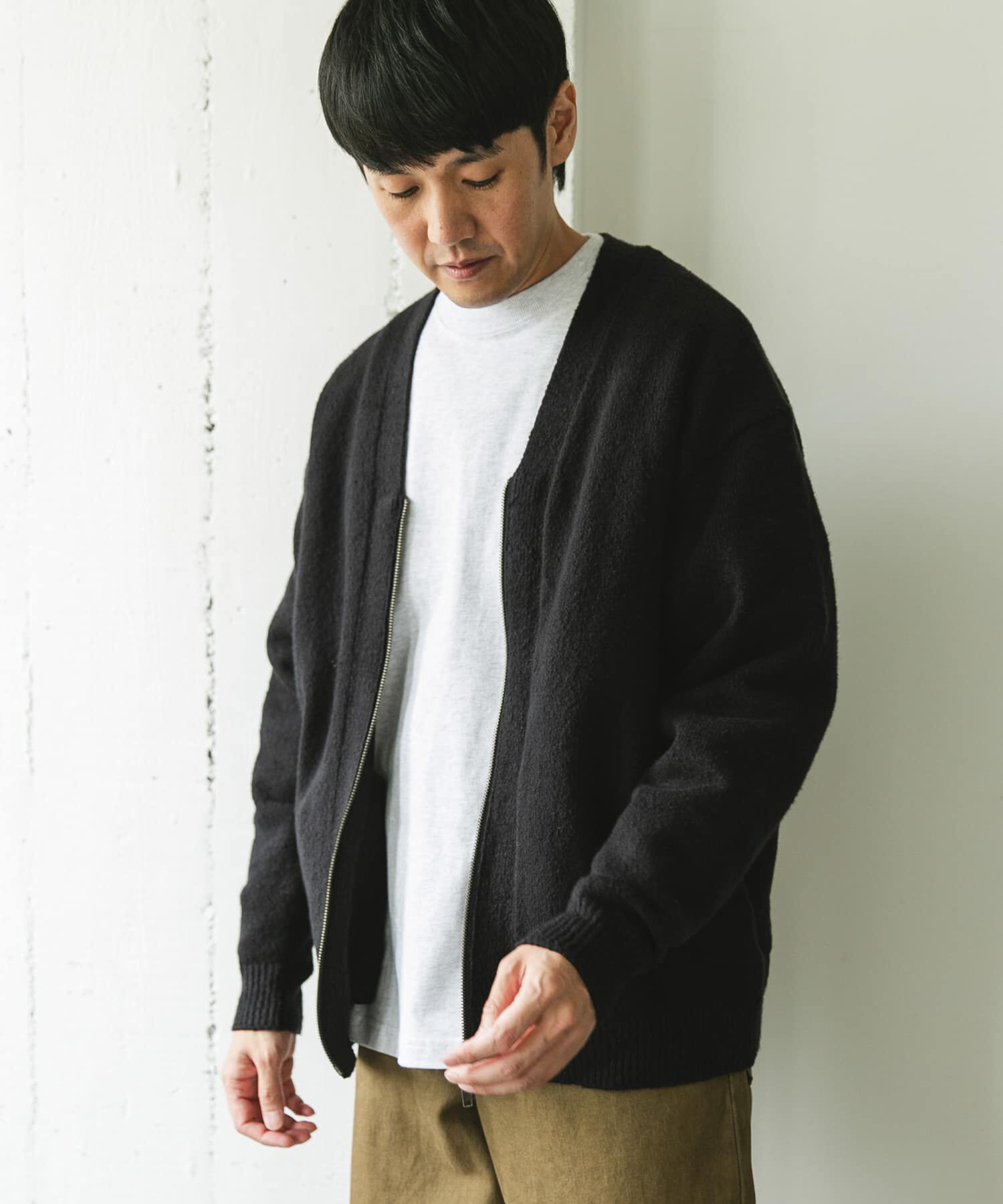 URBAN RESEARCH DOORS「AIR FIT Vネックカーディガン」|カーディガン|