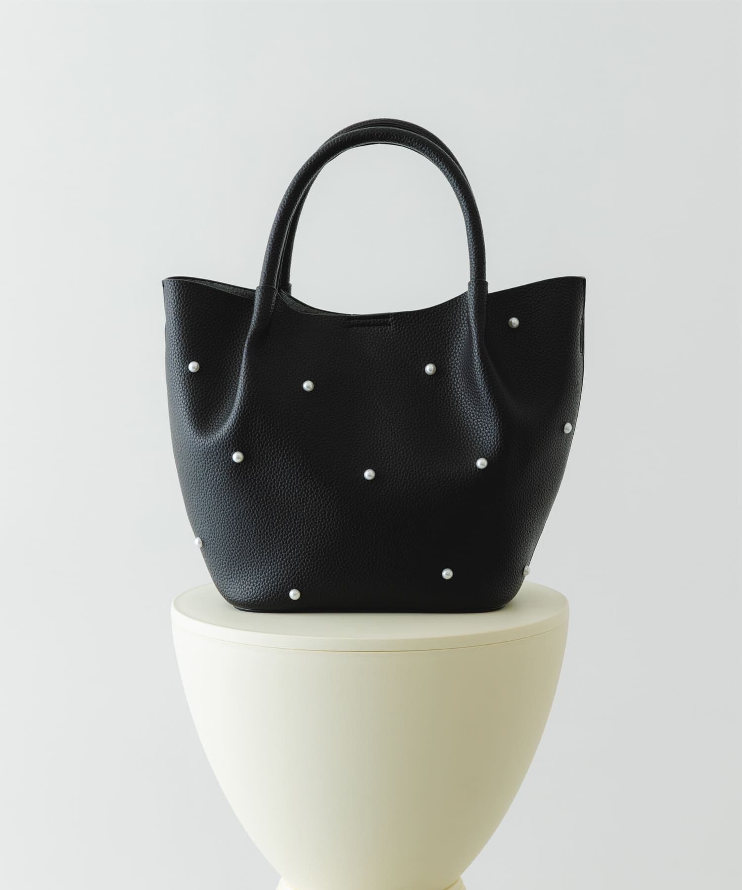 RODE SKO「インバッグ付パールバッグ」|ハンドバッグ|ブラック