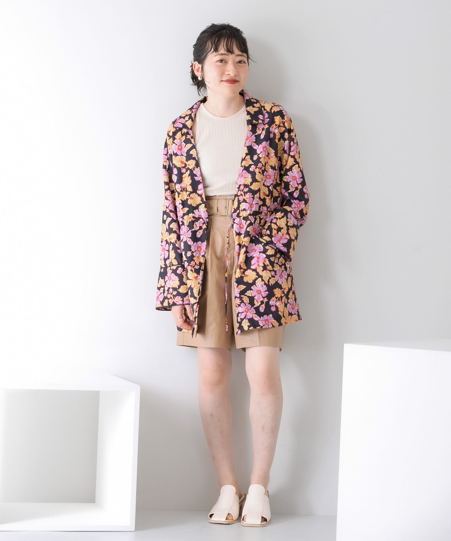  「ドロストプリントガウン」|ノーカラーコート|