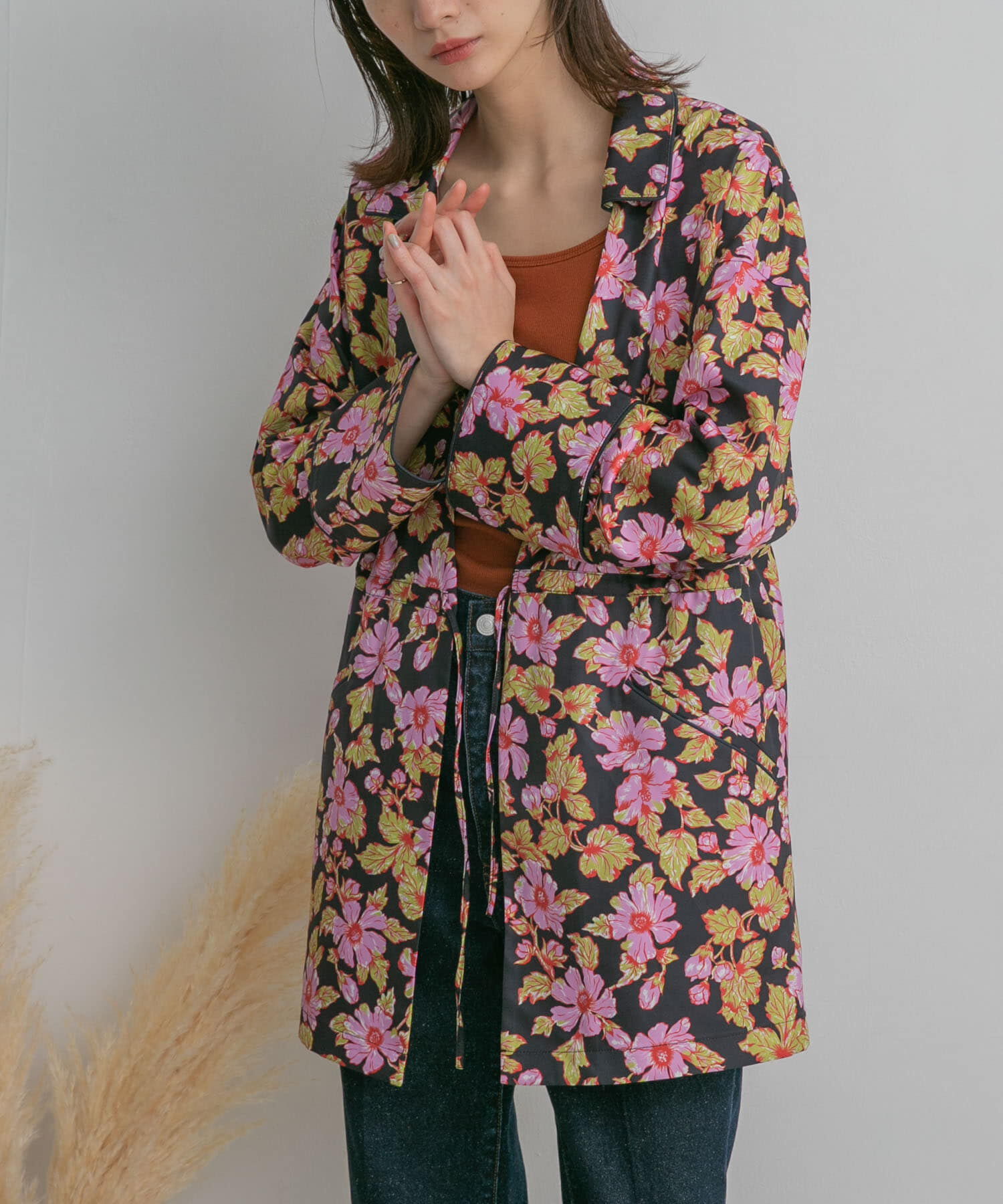  「ドロストプリントガウン」|ノーカラーコート|