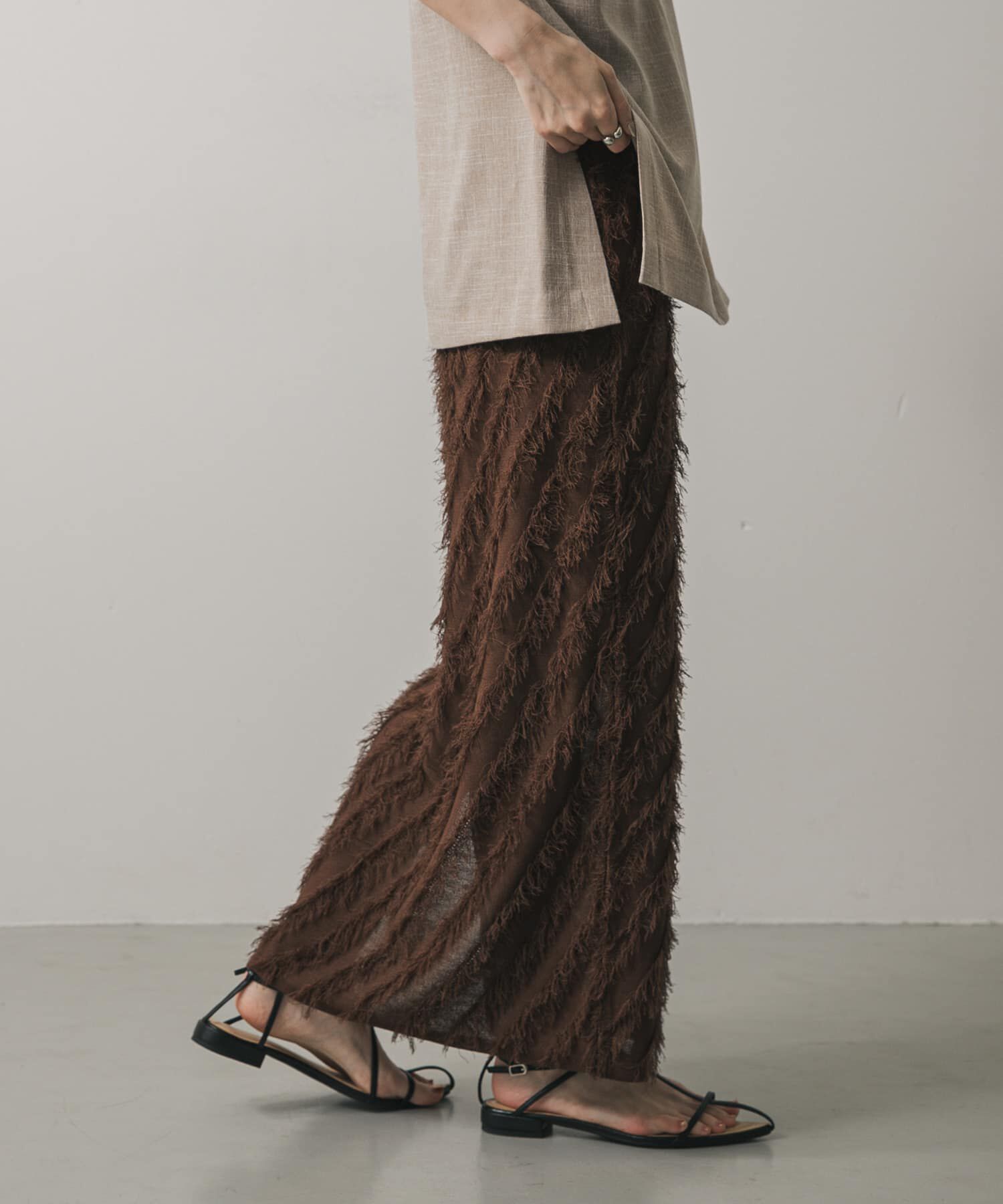 SENSE OF PLACE by URBAN RESEARCH「フリンジニットスカート」|スカート|