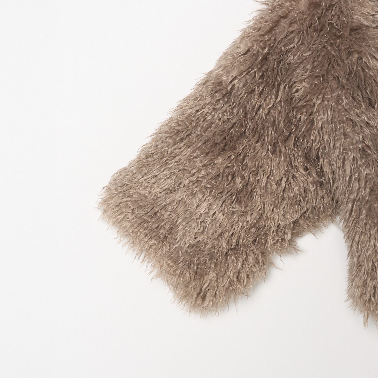  「three dots WAVY FUR SHORT JACKET」|ブルゾン・スタジャン|