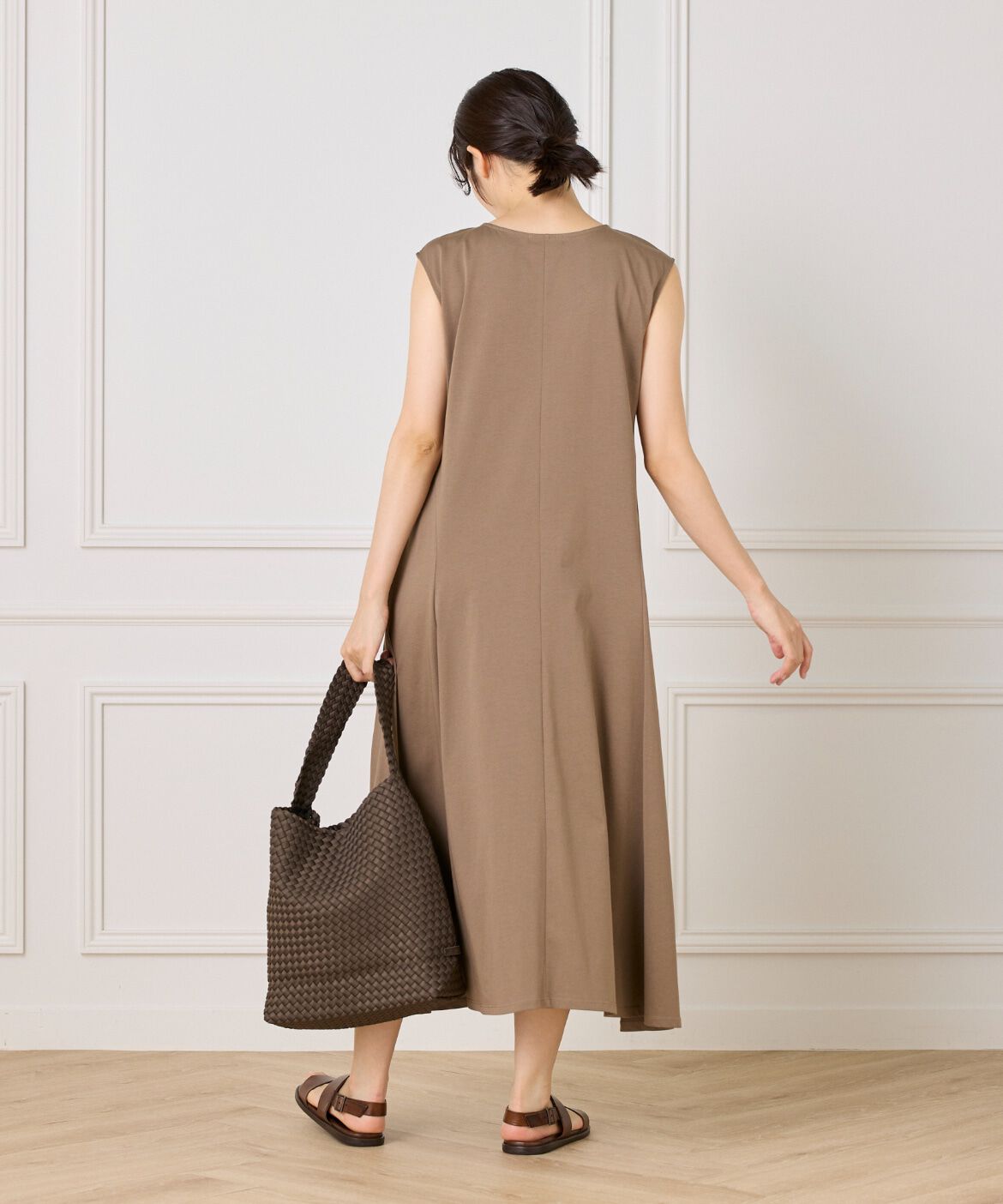 INED「フレアカットワンピース」|ワンピース|