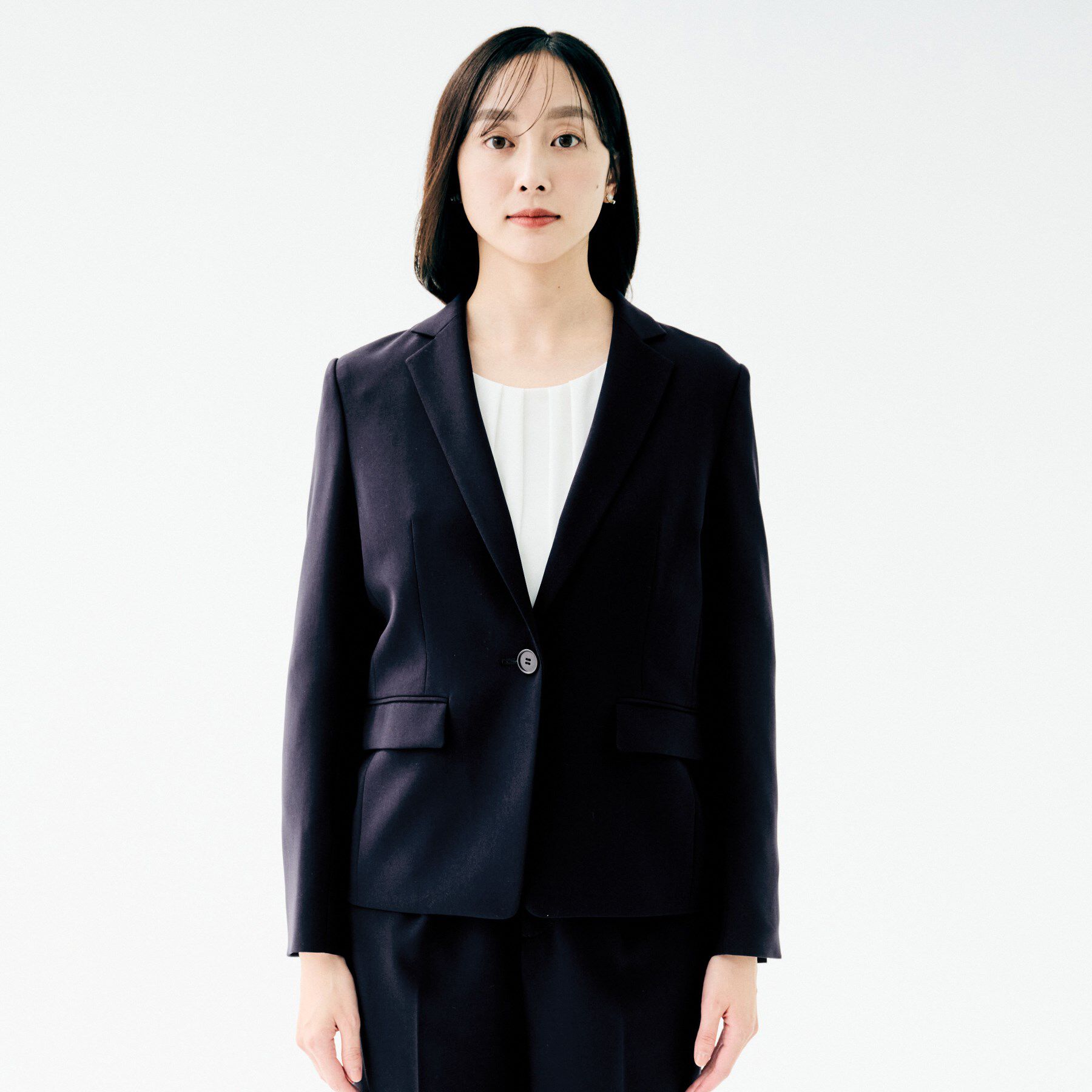 UNTITLED「【洗える／ストレッチ性／軽い】テーラードジャケット」|テーラードジャケット|