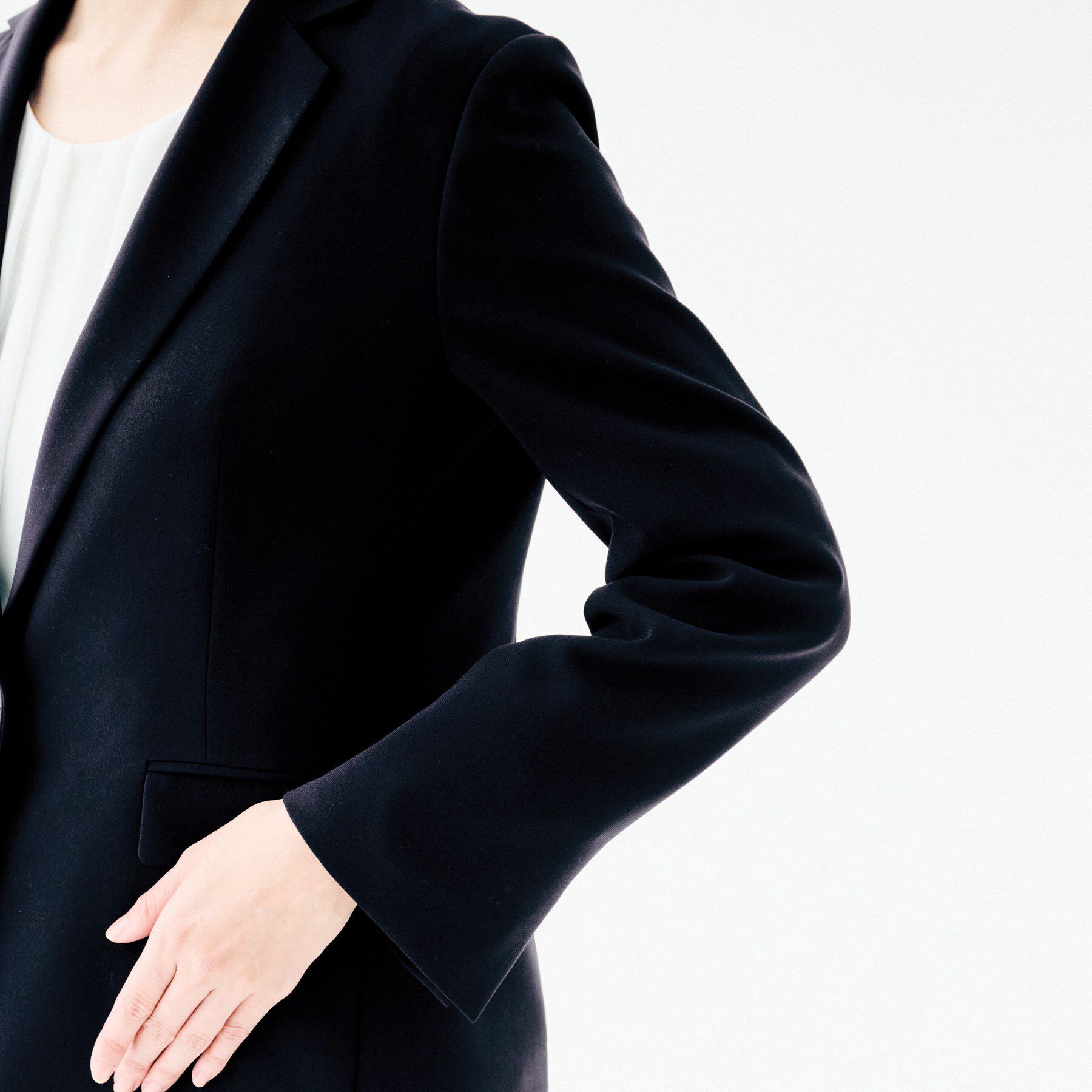 UNTITLED「【洗える／ストレッチ性／軽い】テーラードジャケット」|テーラードジャケット|