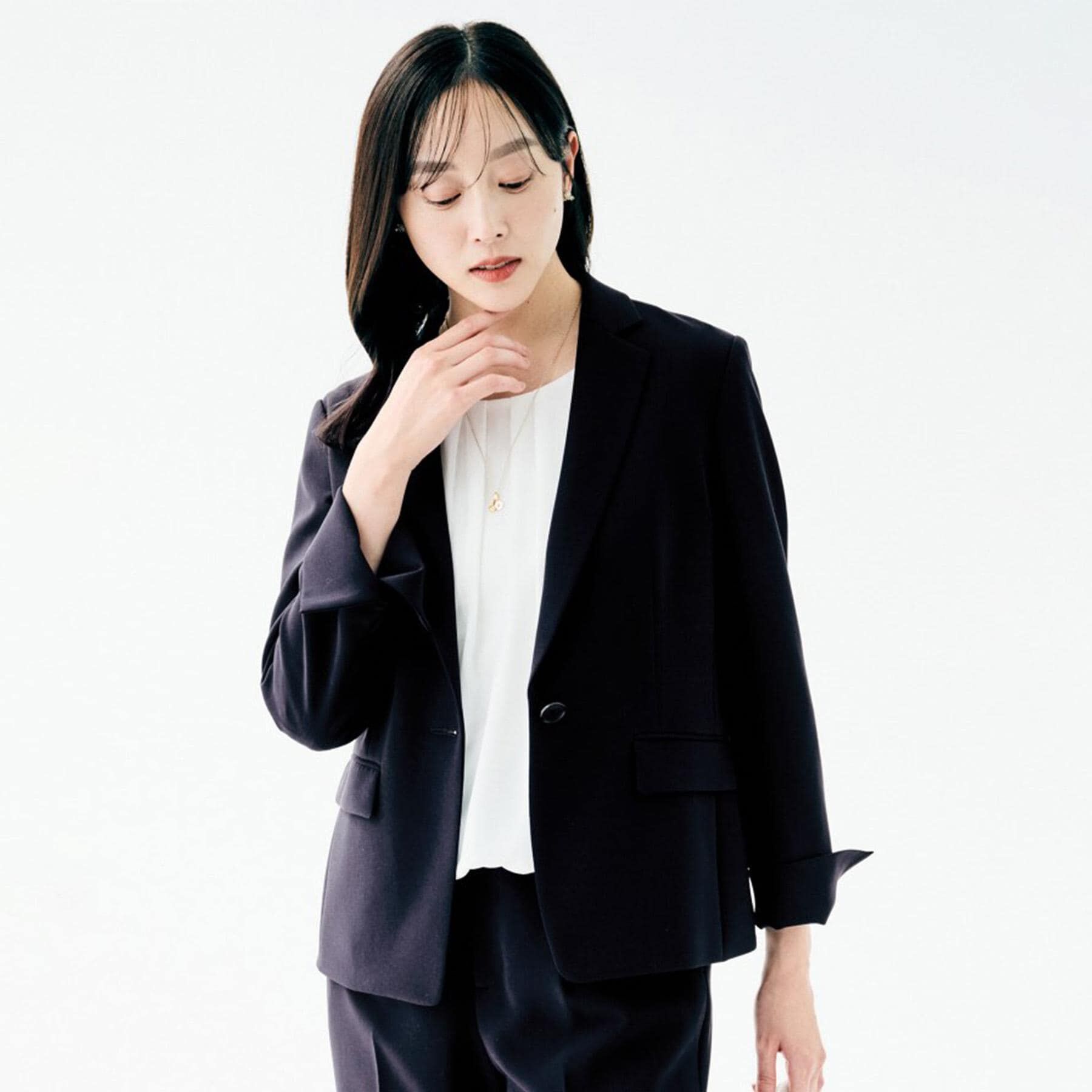 UNTITLED「【洗える／ストレッチ性／軽い】テーラードジャケット」|テーラードジャケット|ネイビー(694)