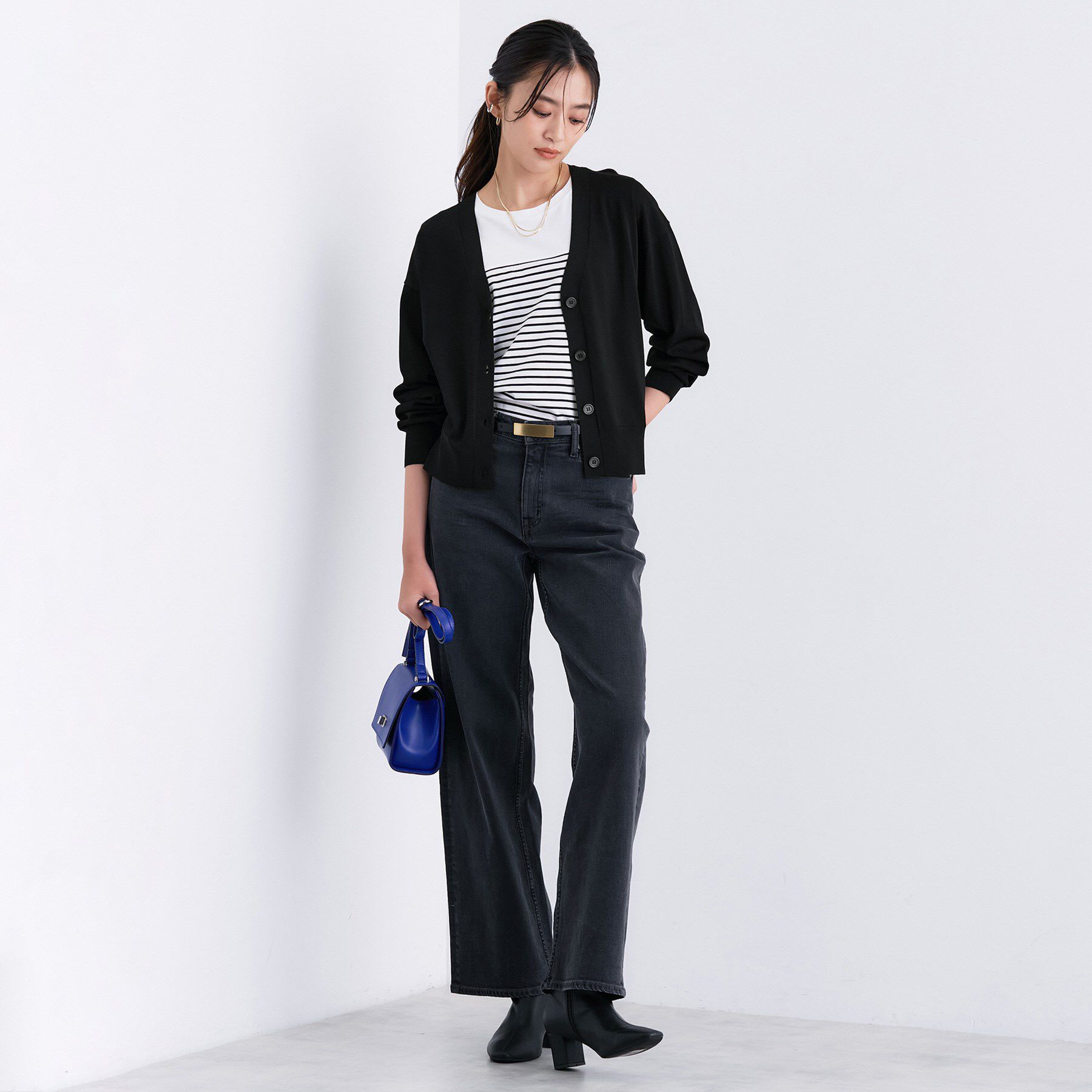 INDIVI「Vネック ストレッチカーディガン」|カーディガン|