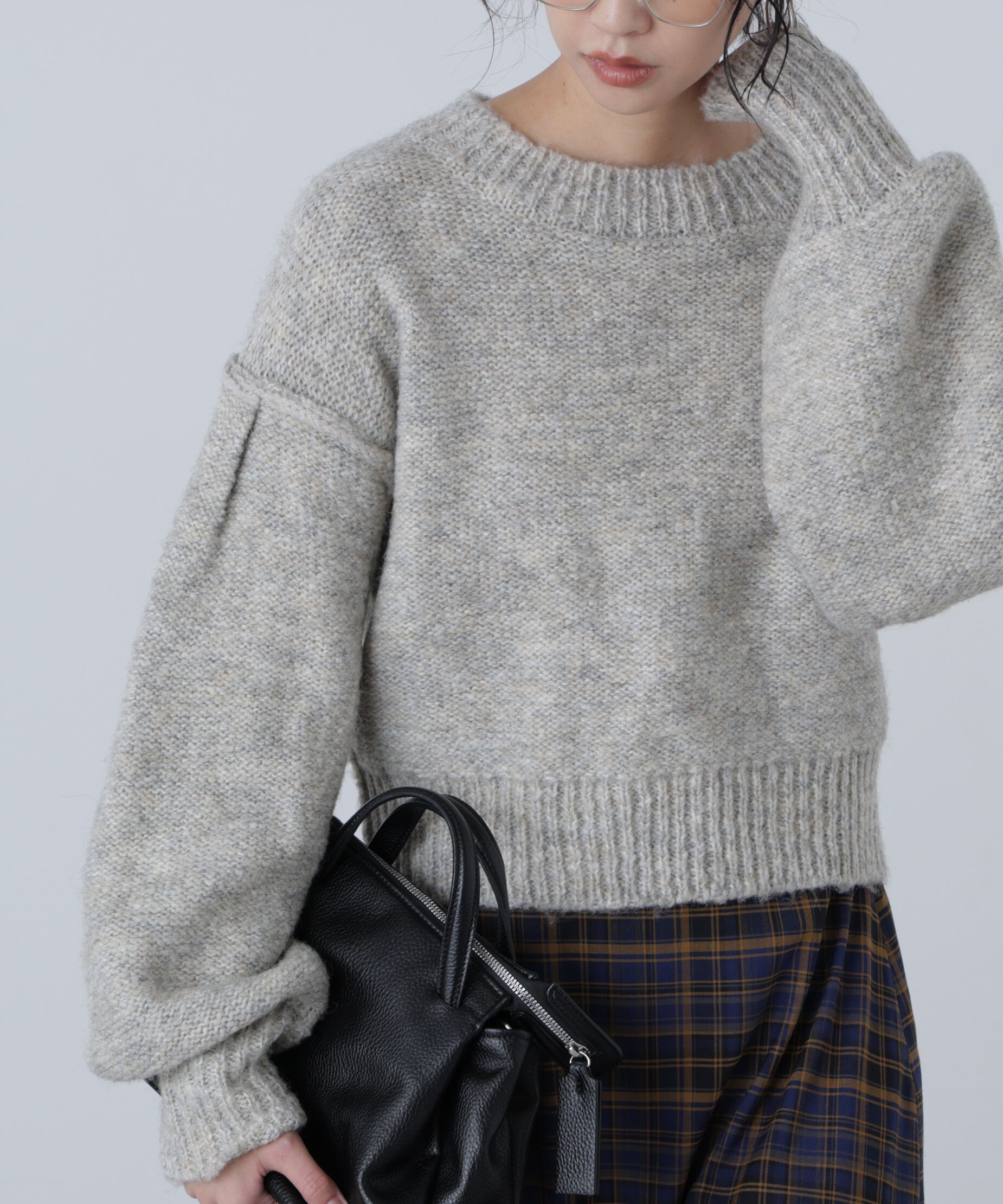  「バックリボンショート丈ニット」|ニット・セーター|