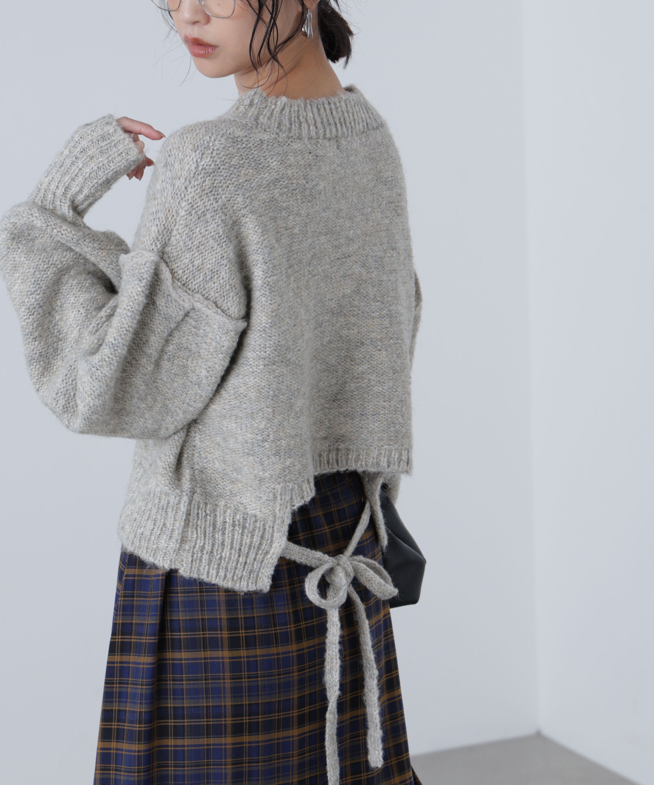  「バックリボンショート丈ニット」|ニット・セーター|