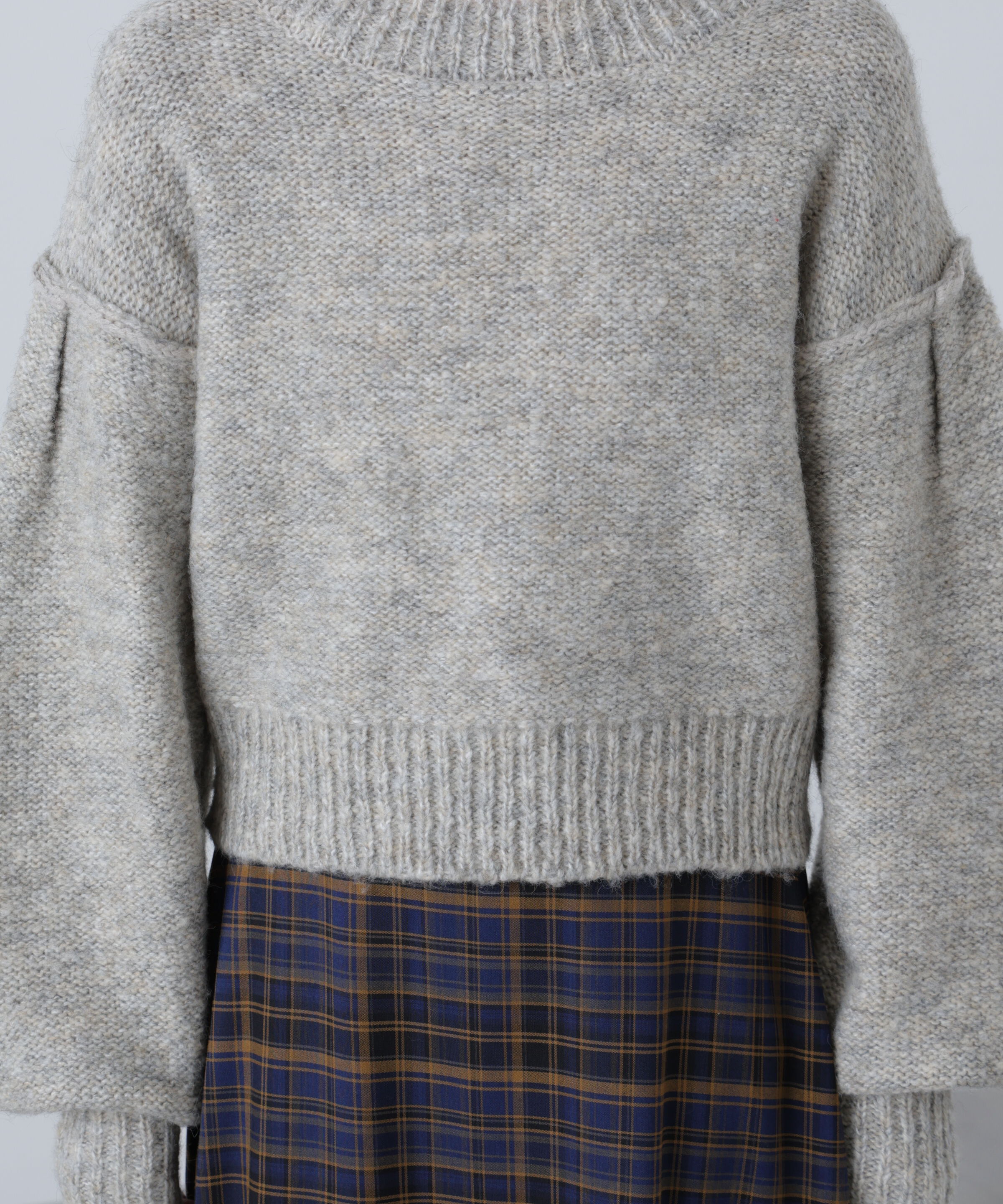  「バックリボンショート丈ニット」|ニット・セーター|