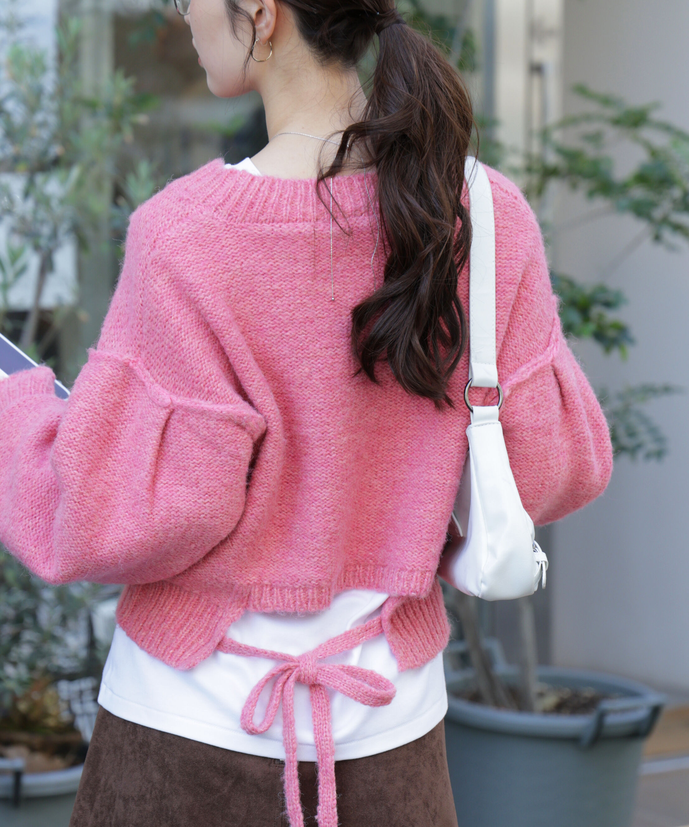  「バックリボンショート丈ニット」|ニット・セーター|