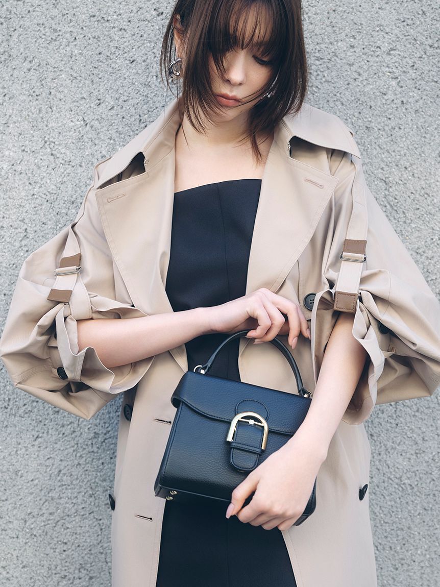 FRAY I.D「トラペーズフラップバックルバッグ」|ハンドバッグ|