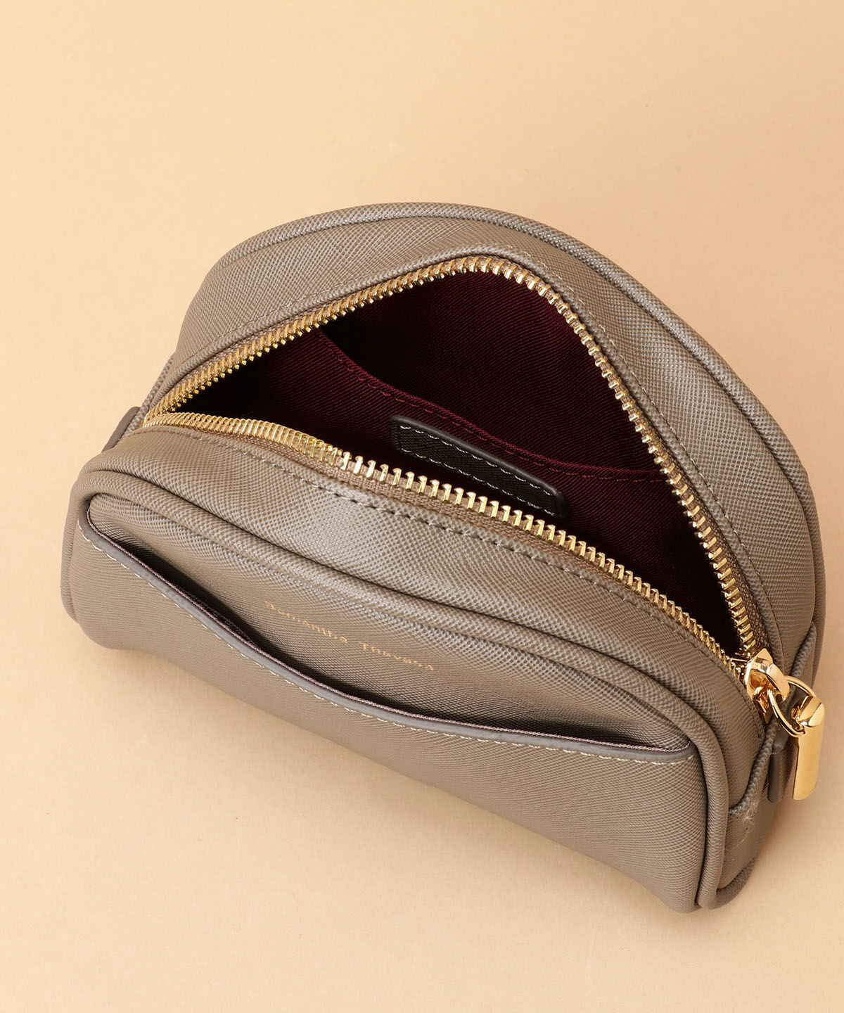 Samantha Thavasa「アーチフォルム シンプルポーチ」|ポーチ|