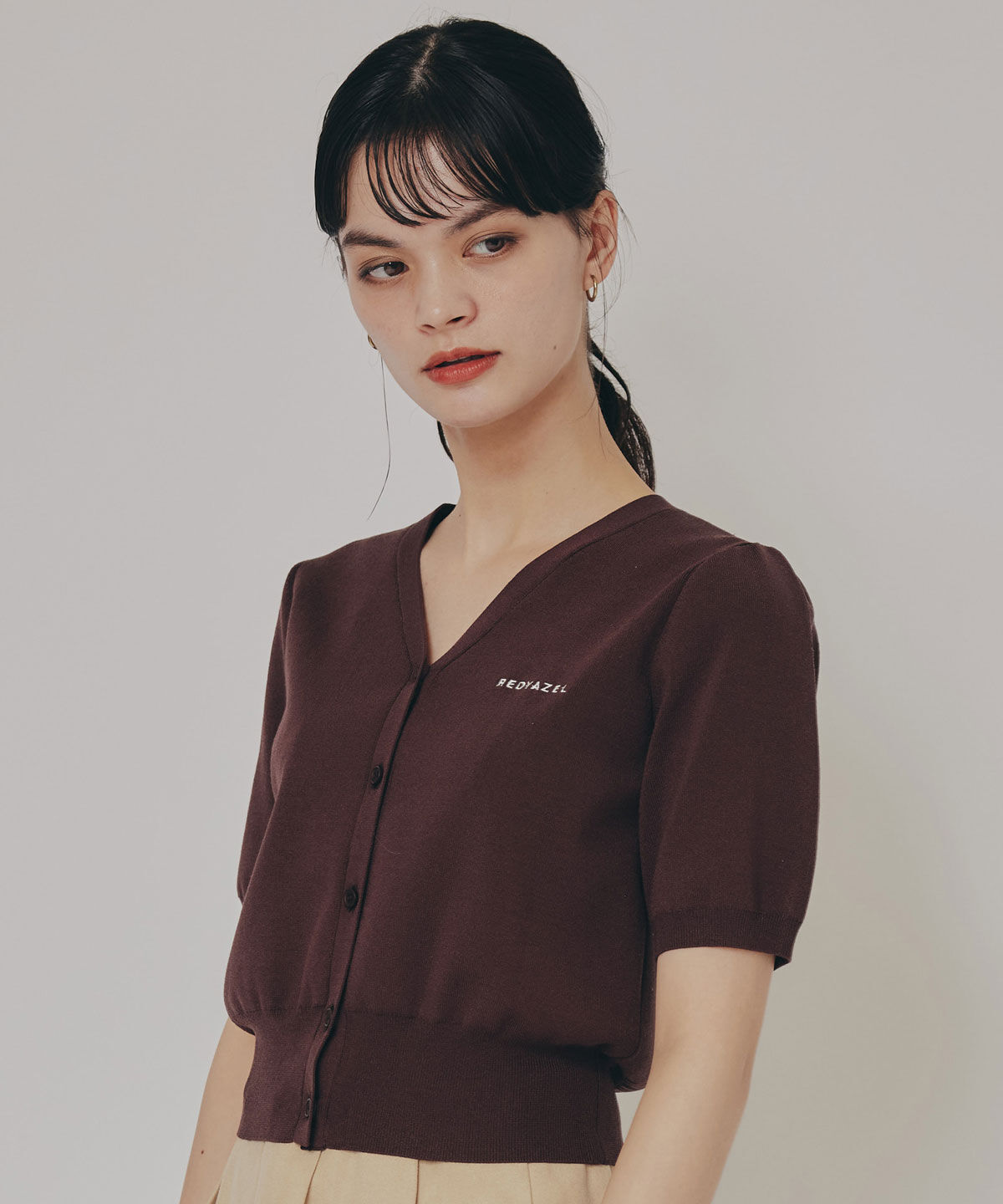 REDYAZEL「ロゴVネックショートスリーブカーディガン」|カーディガン|ブラウン