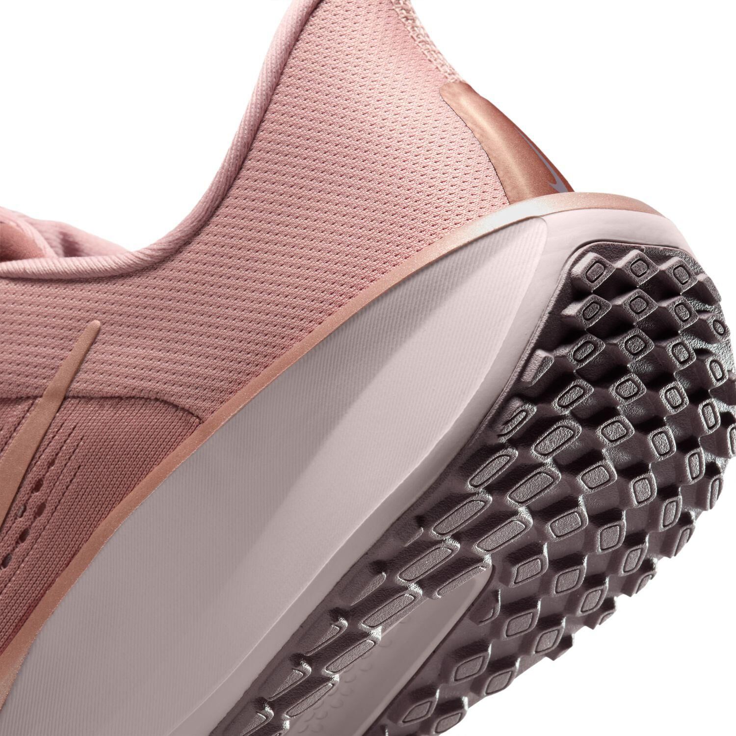 NIKE「【NIKE】W QUEST 6」|スニーカー|