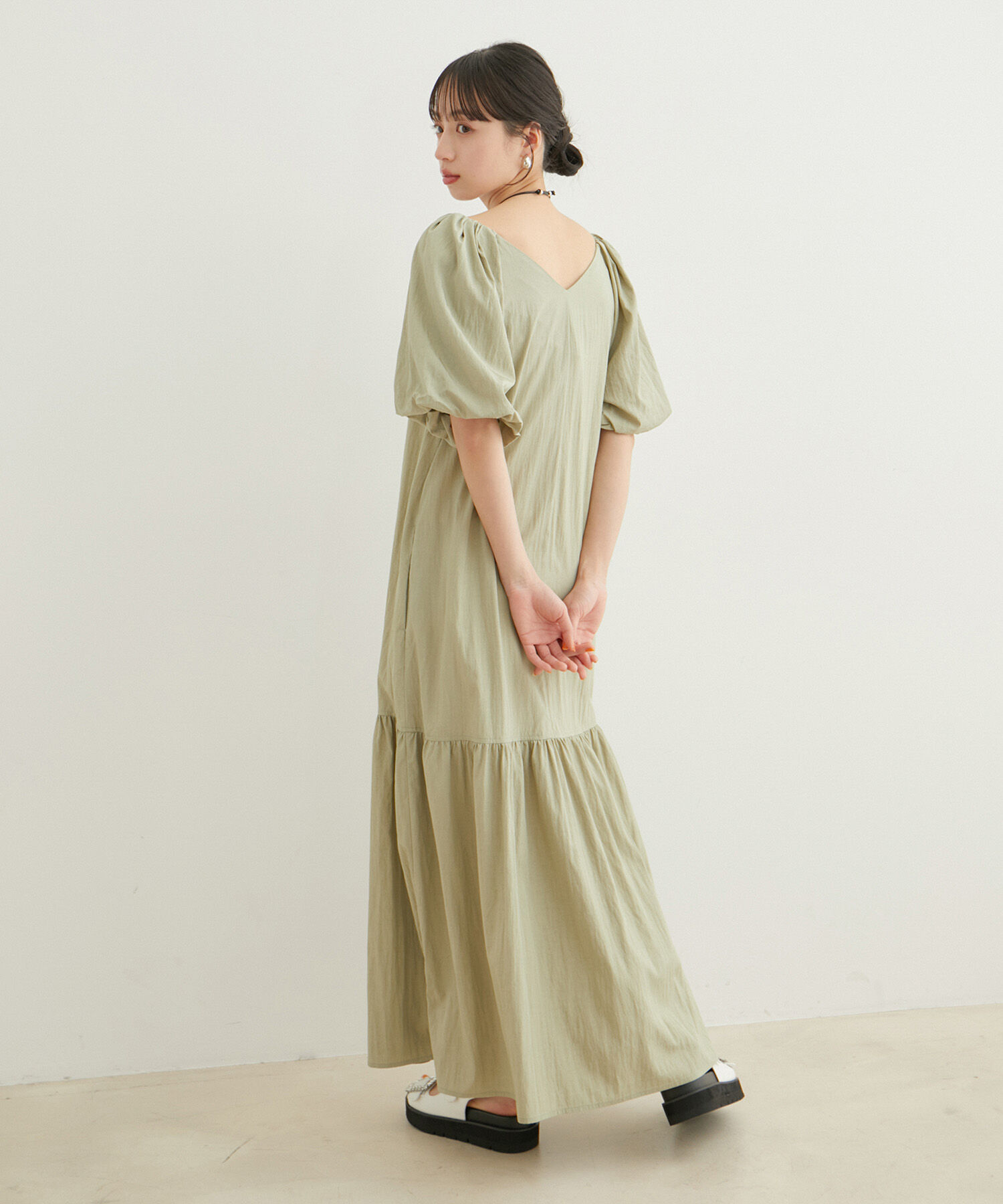 VIS「袖ボリューム裾ギャザーワンピース」|ワンピース|