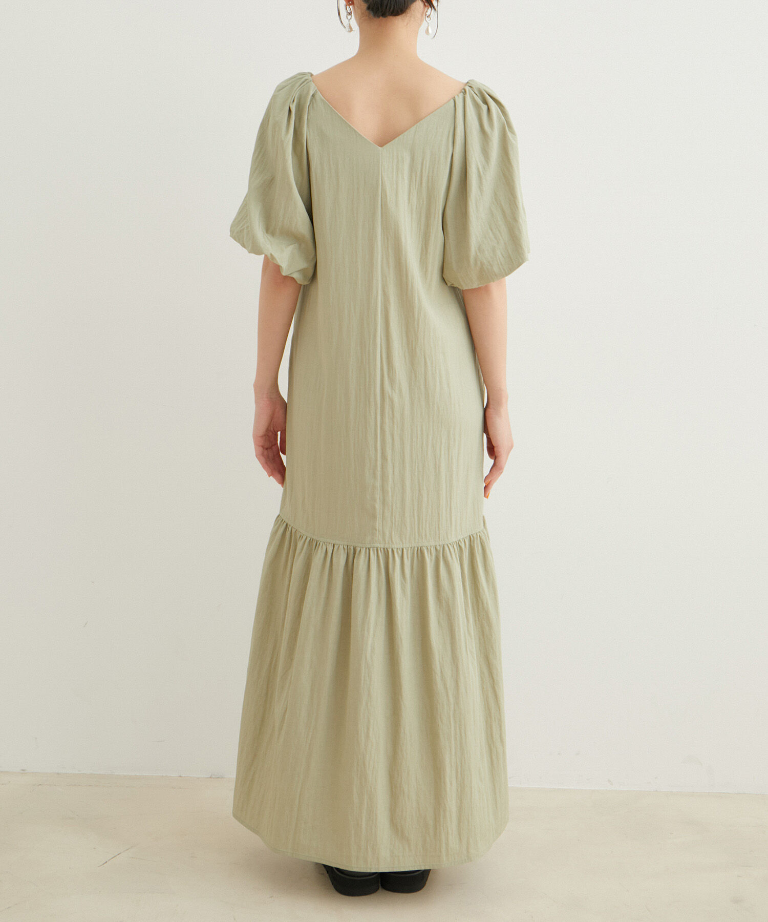 VIS「袖ボリューム裾ギャザーワンピース」|ワンピース|