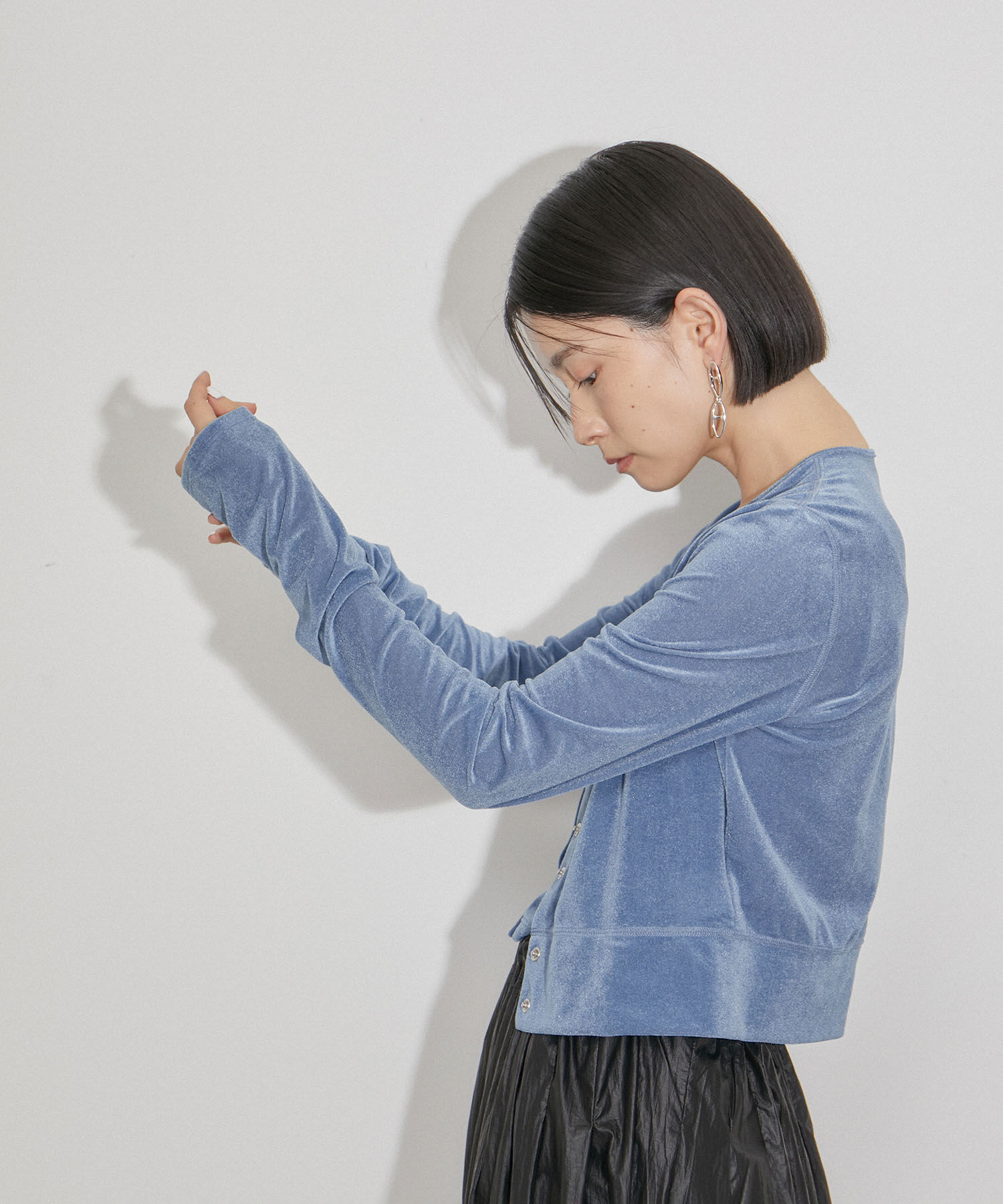 ADAM ET ROPE'「【洗える・ストレッチ】シアートリコットベロアカーディガン」|カーディガン|