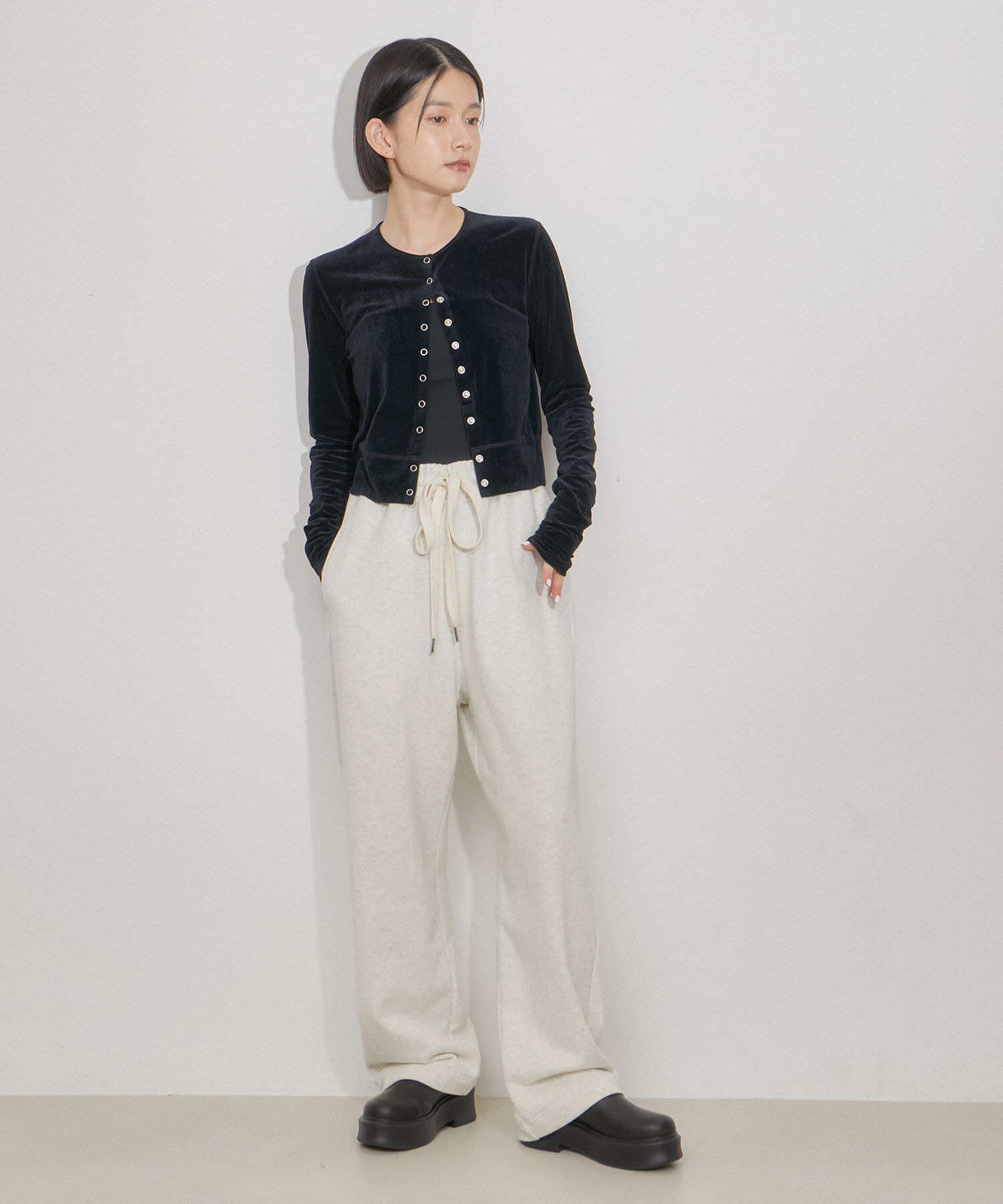 ADAM ET ROPE'「【洗える・ストレッチ】シアートリコットベロアカーディガン」|カーディガン|