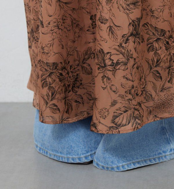  「ボタニカルサテンディープVキャミワンピース」|ワンピース|