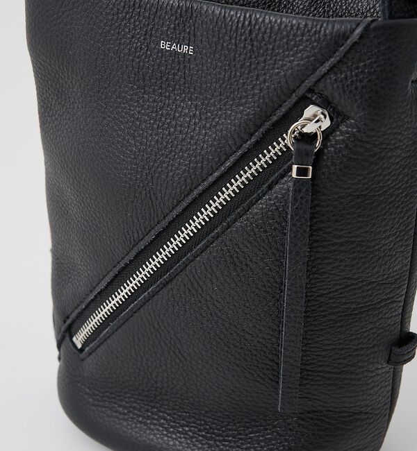 collex「【WEB限定】【Beau're/ヴュレ】斜めZIP縦長 ショルダーバッグ」|ショルダー・メッセンジャー|