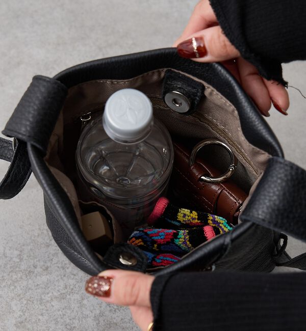 collex「【WEB限定】【Beau're/ヴュレ】斜めZIP縦長 ショルダーバッグ」|ショルダー・メッセンジャー|