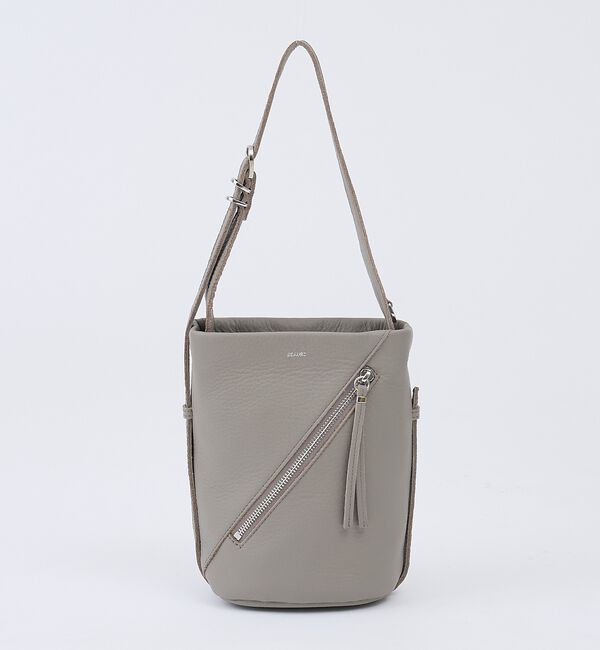 collex「【WEB限定】【Beau're/ヴュレ】斜めZIP縦長 ショルダーバッグ」|ショルダー・メッセンジャー|