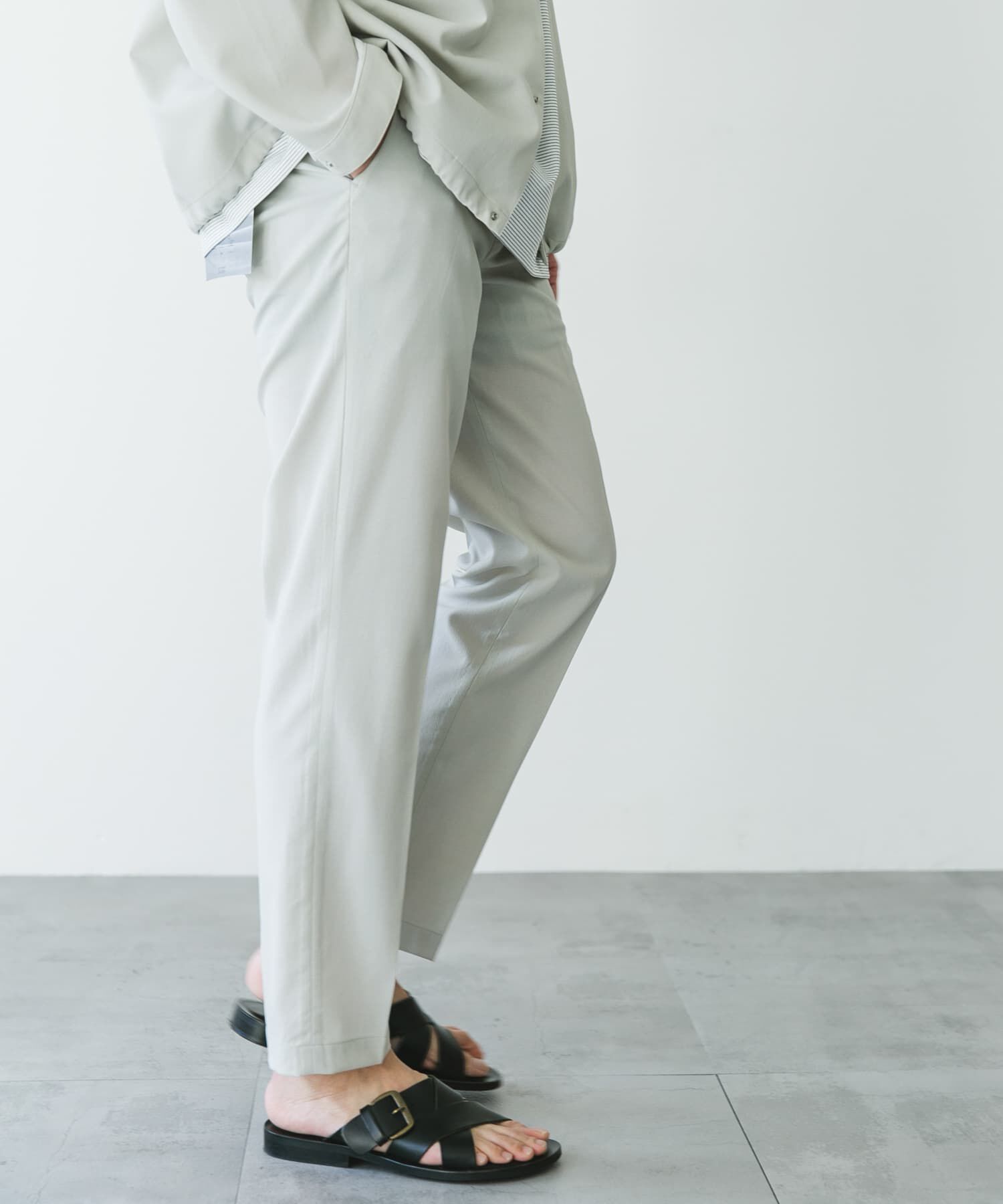 URBAN RESEARCH DOORS「『UR TECH DRYLUXE』『イージーケア/速乾/UVカット』テーパードパンツ」|その他|