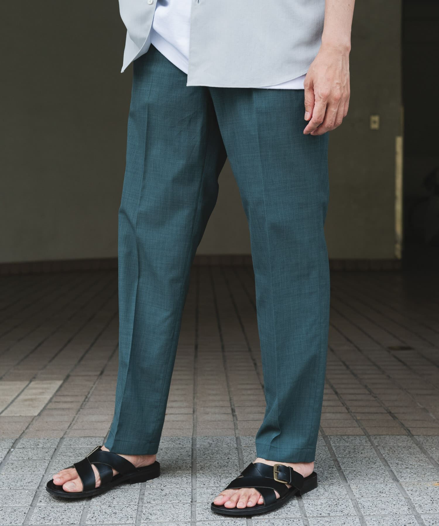 URBAN RESEARCH DOORS「『UR TECH DRYLUXE』『イージーケア/速乾/UVカット』テーパードパンツ」|その他|