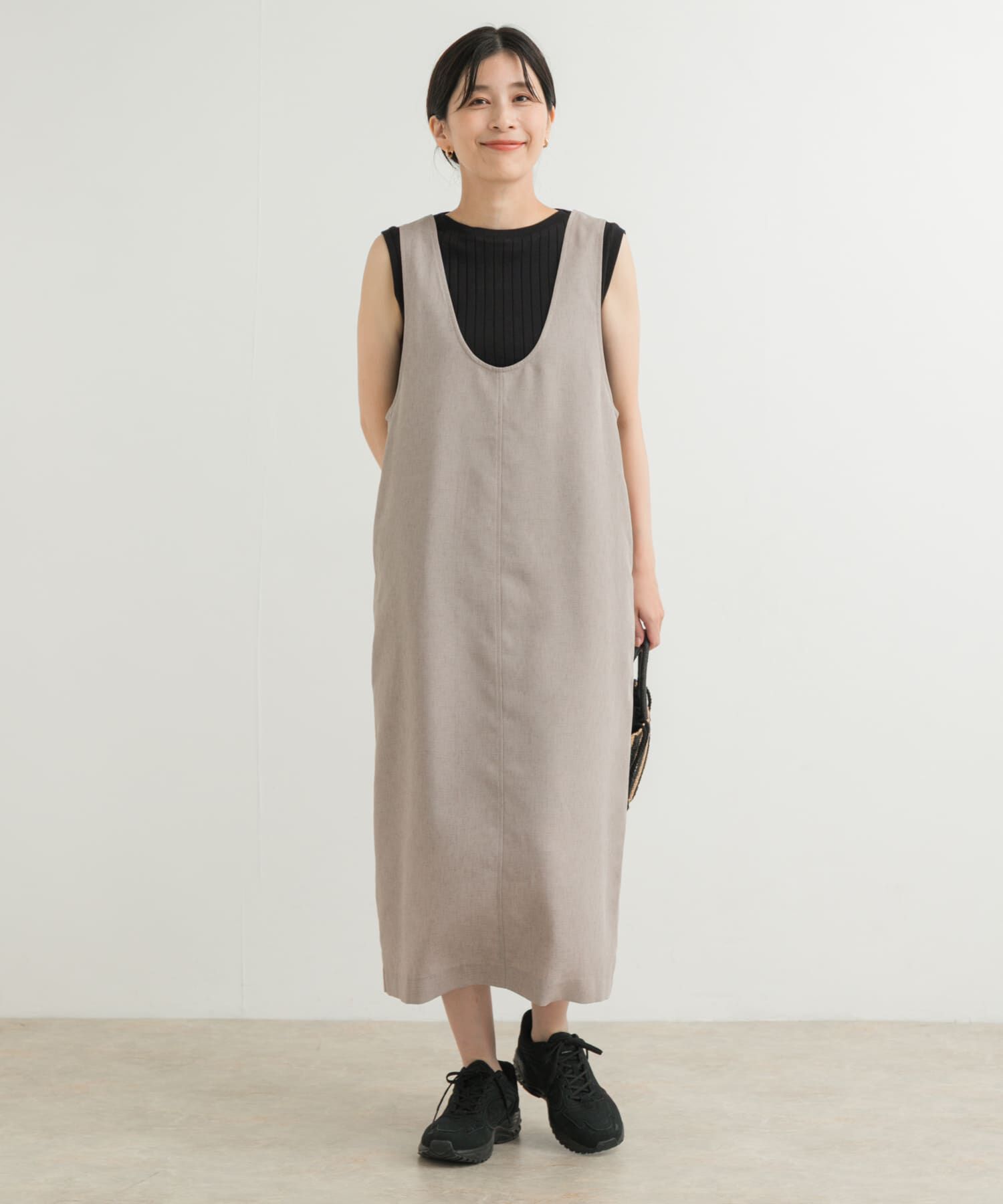 URBAN RESEARCH DOORS「ドライタッチUネックジャンパースカート」|ワンピース|