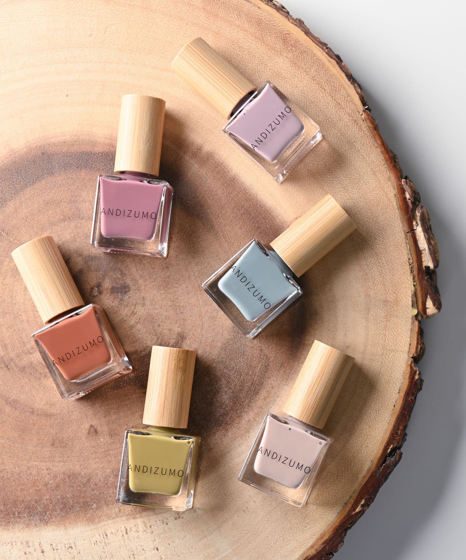 URBAN RESEARCH「ANDIZUMO　ネイルカラーHAGOROMO」|その他|
